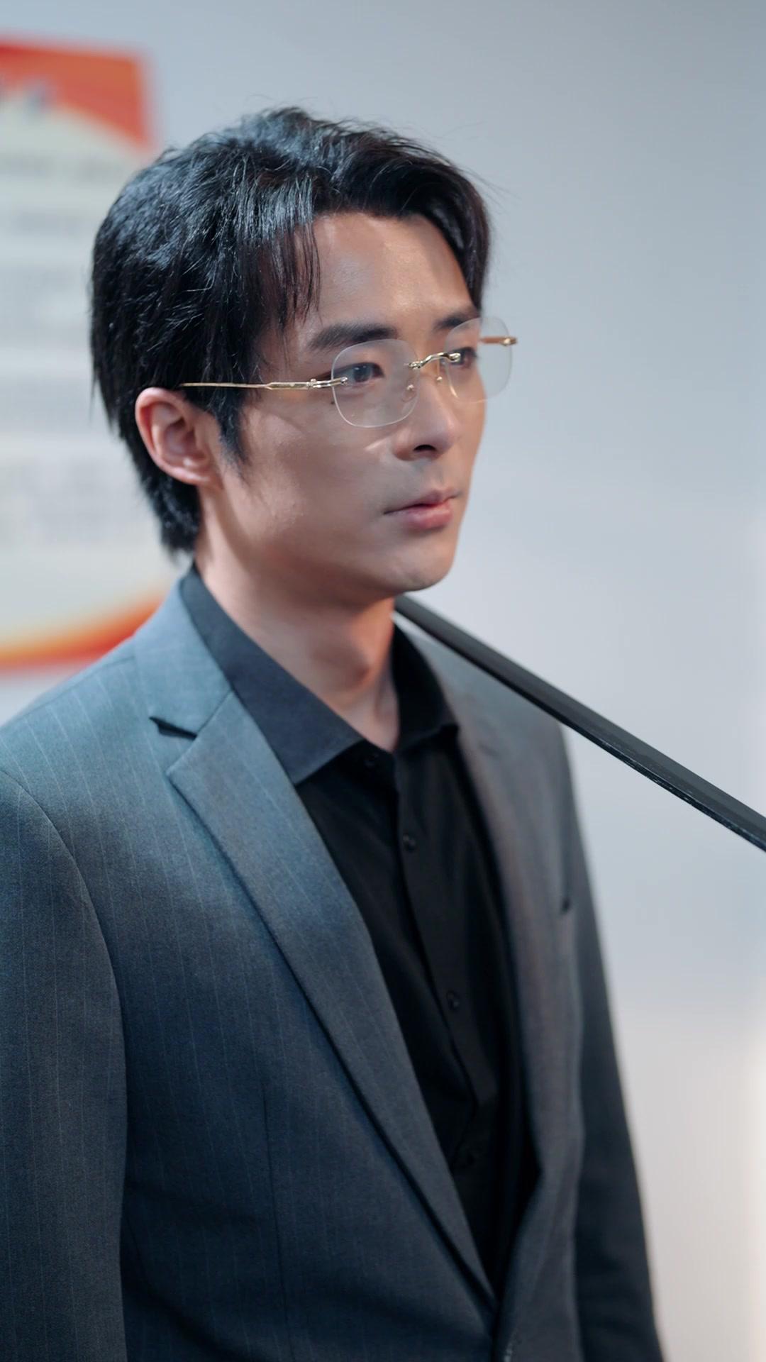 Ratu Bisnis, Puteri Dendam