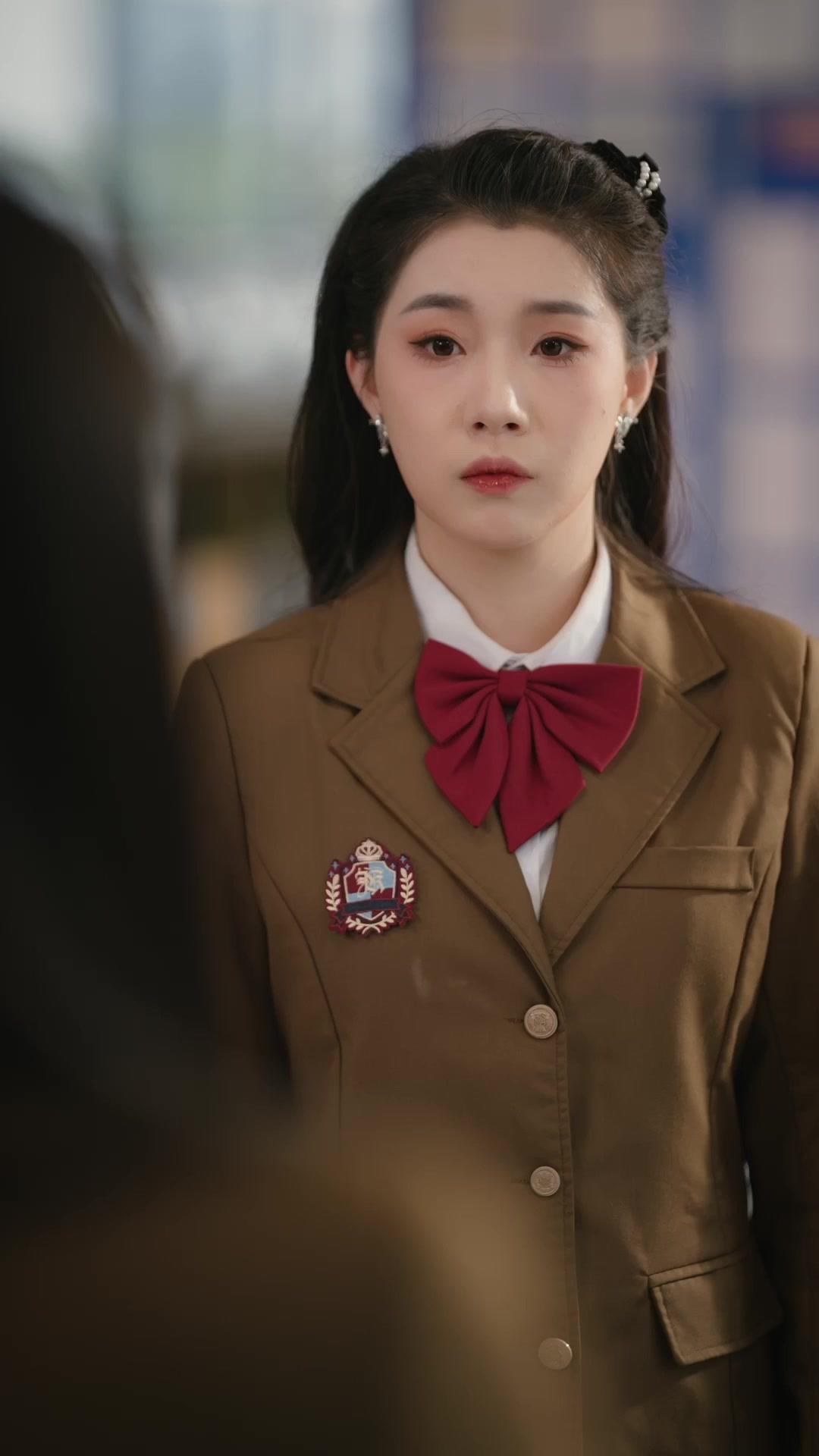 Ona Yaklaşmak İstedim