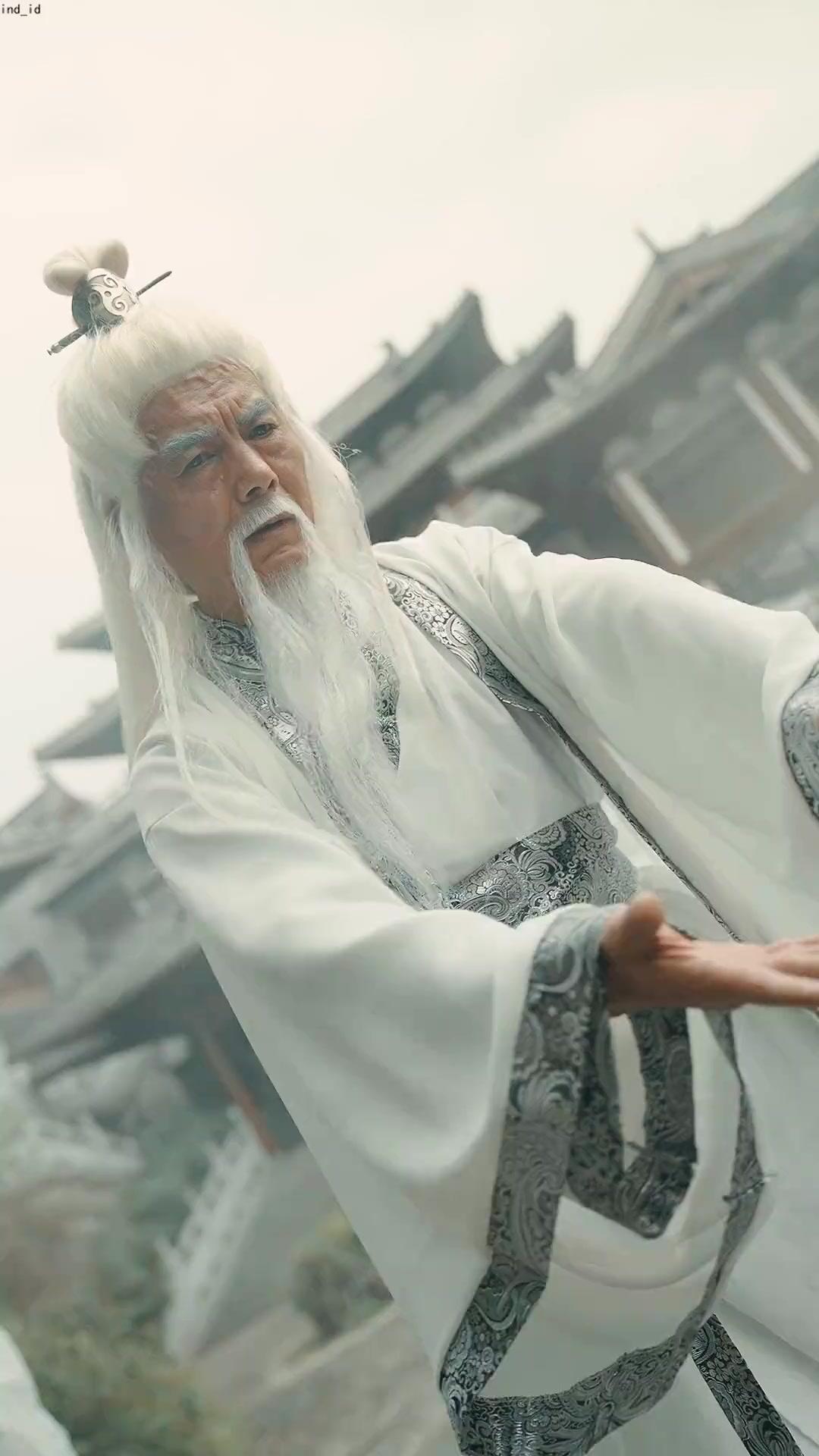 Ikan Asin Jadi Naga Pengguncang Langit