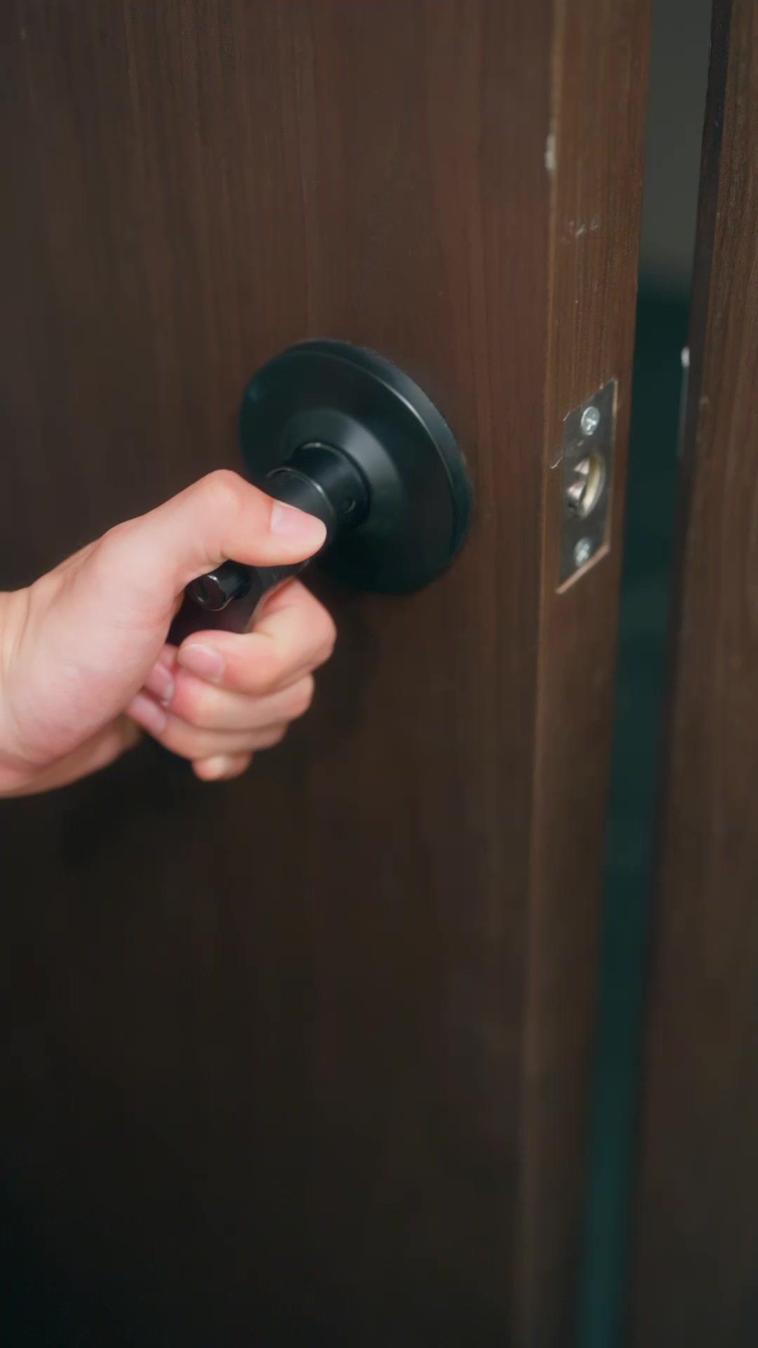 Setelah Bangkrut, Jadian Dengan Musuh Kakak