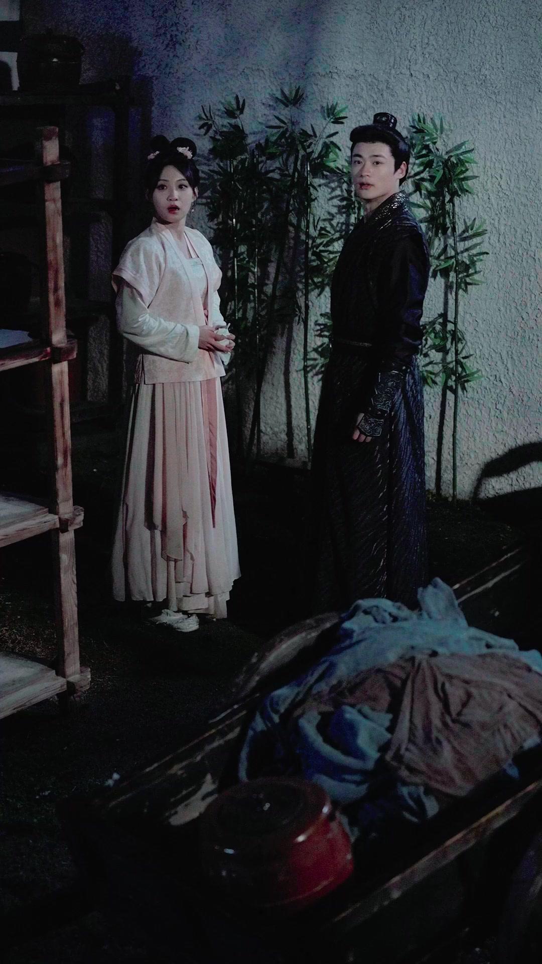 (Doublage) RENAÎTRE ET DEVENIR IMPÉRATRICE