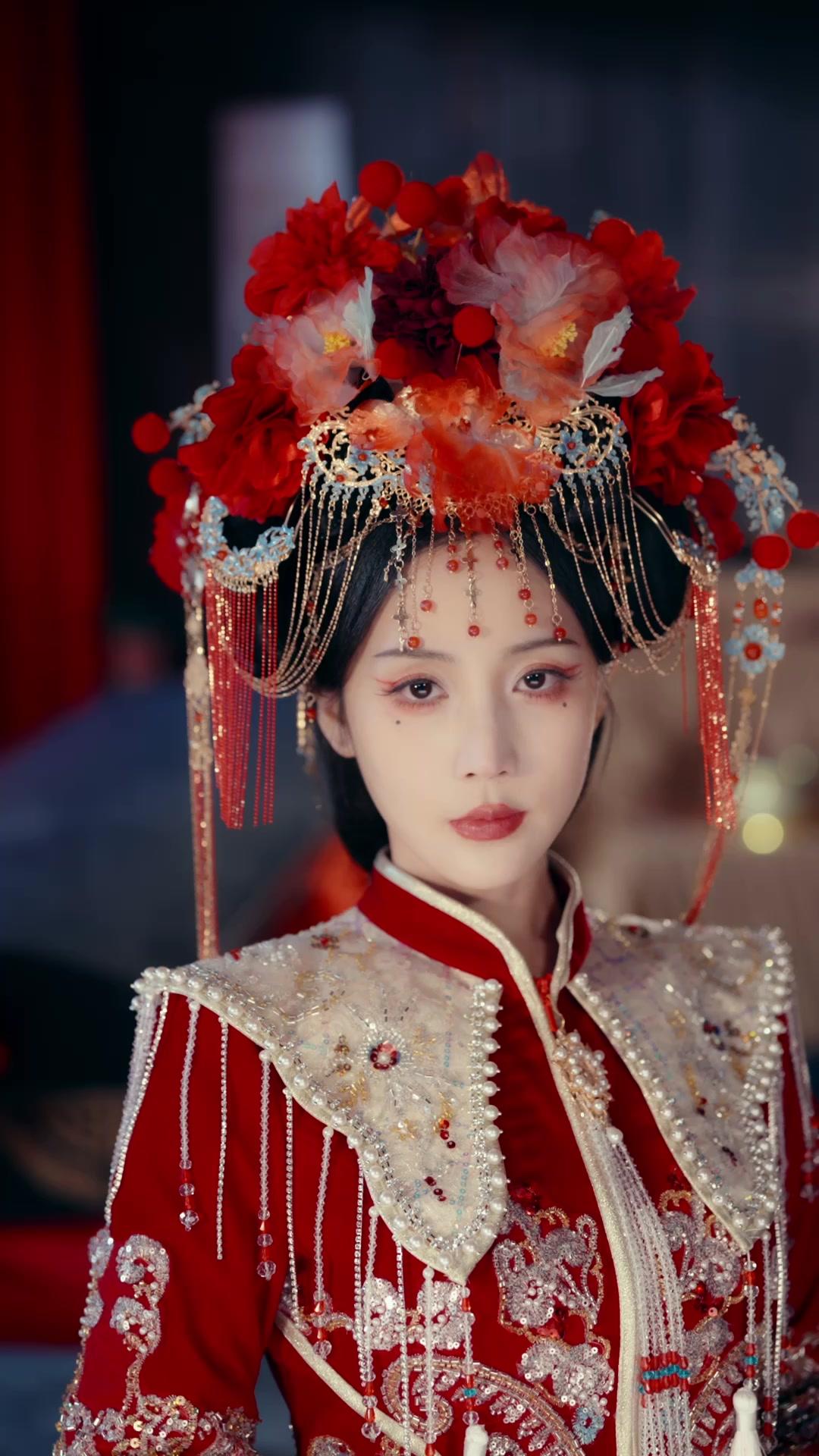 嫁いできた花嫁がまさかの百年最強のご先祖様