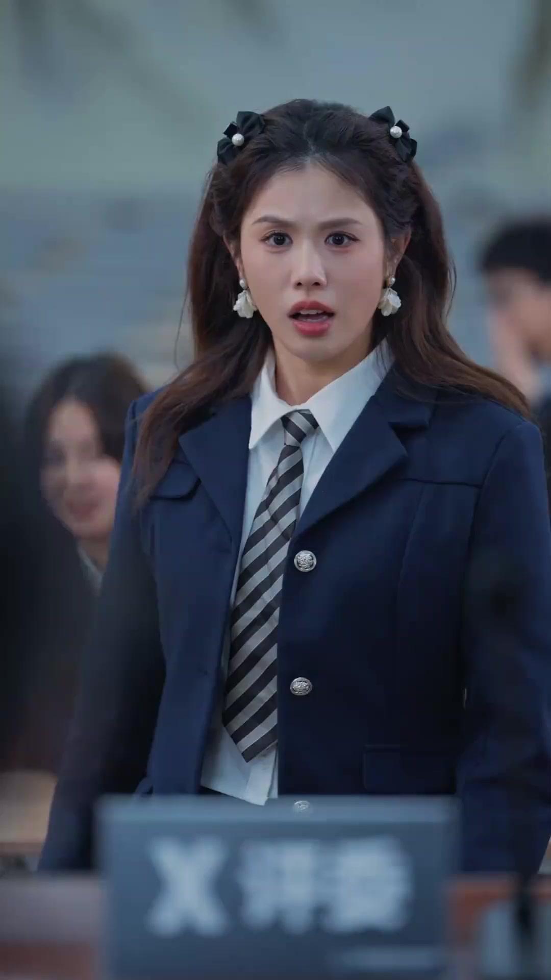 ราชินีในเงา 