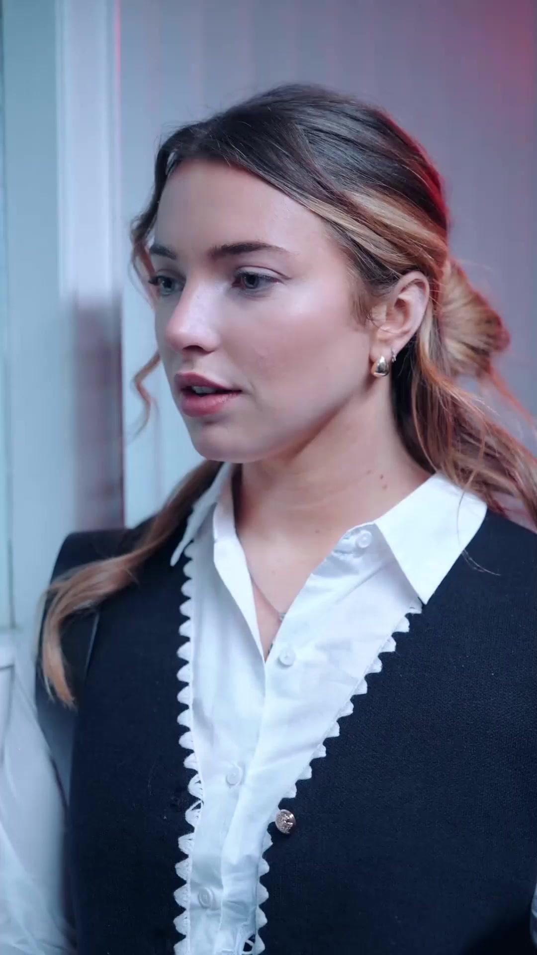 (Doublage)LE MILLIARDAIRE SOUS CONTRAT