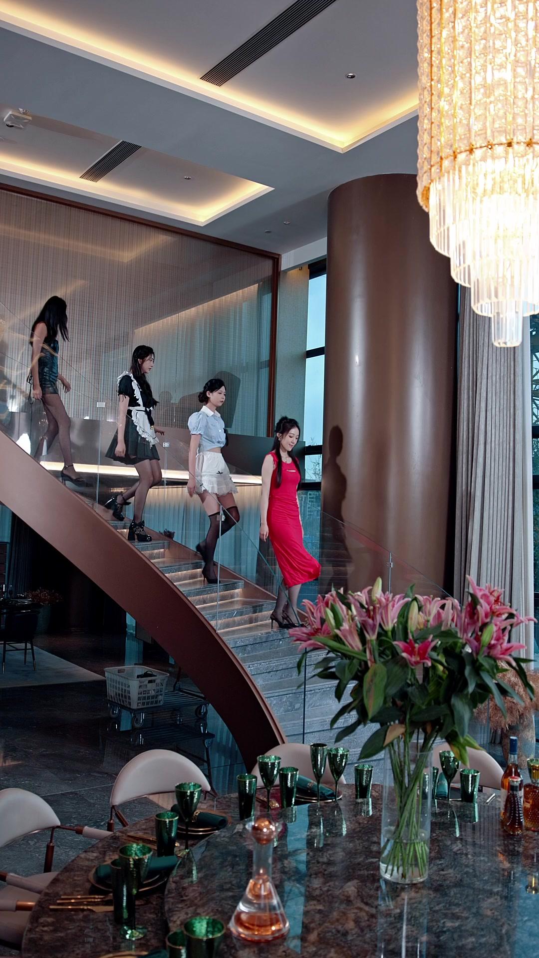 I Delivered Food, She Delivered Herself