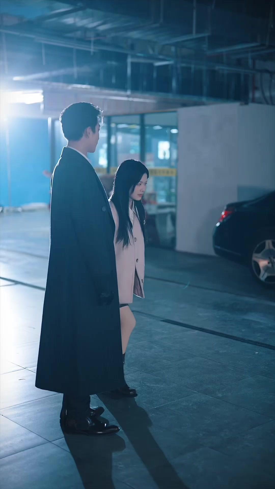 CAPTIVE PAR M. DÉMON