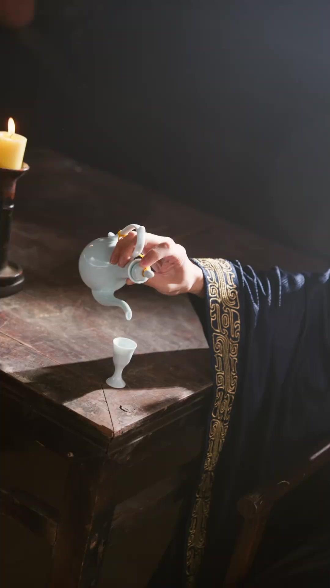 ไข่มุกในอุ้งมือ