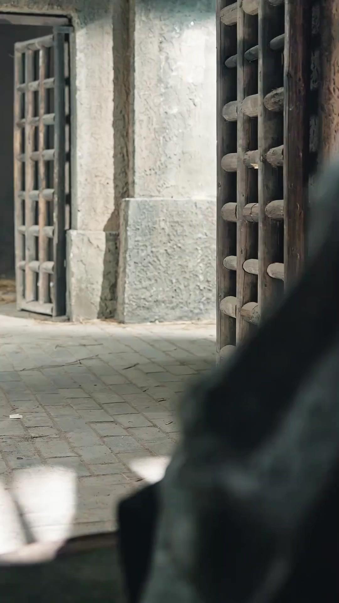 Kisah Pergolakan Raja Terang