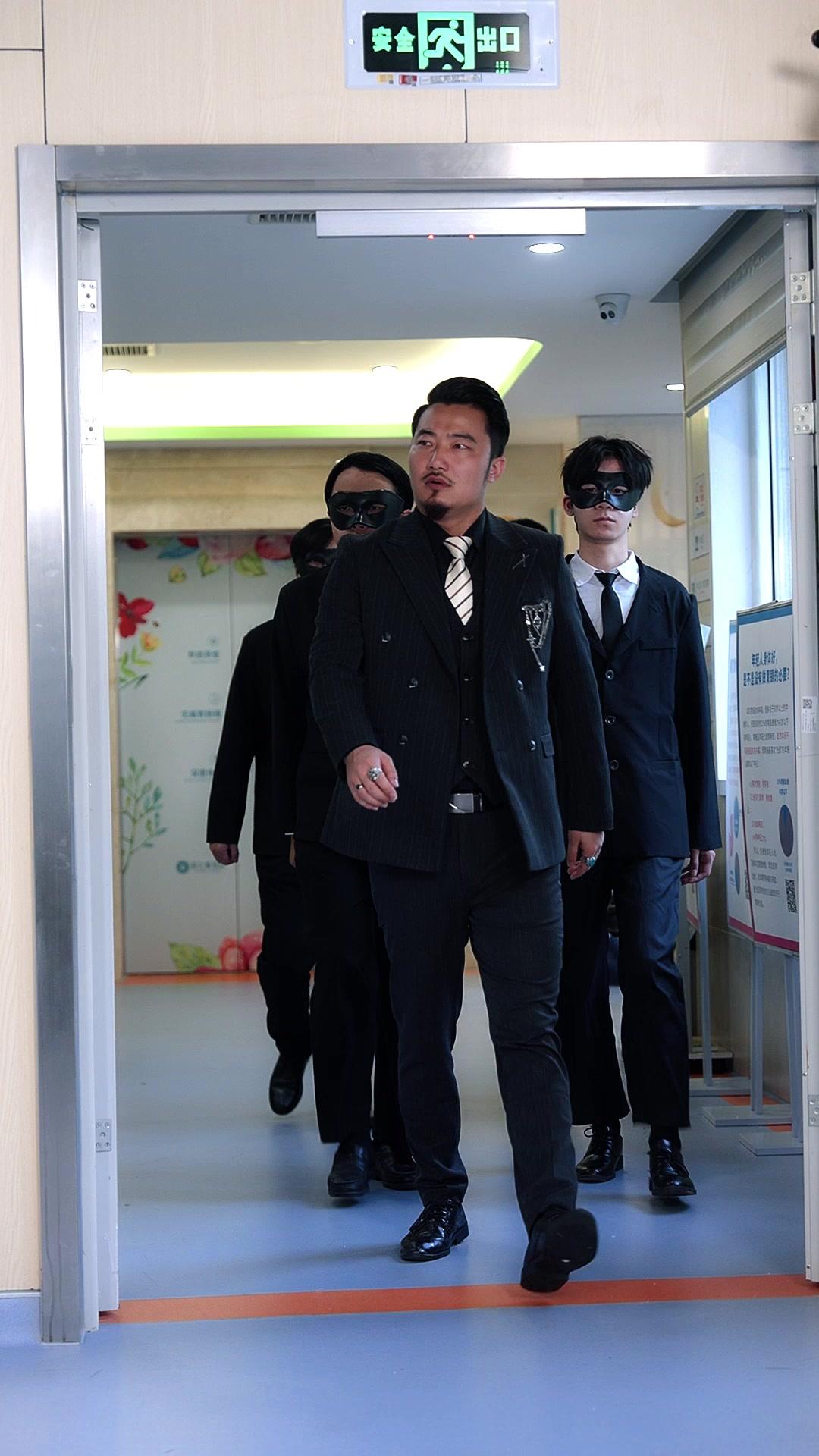 My Legendary Dad Has Returned