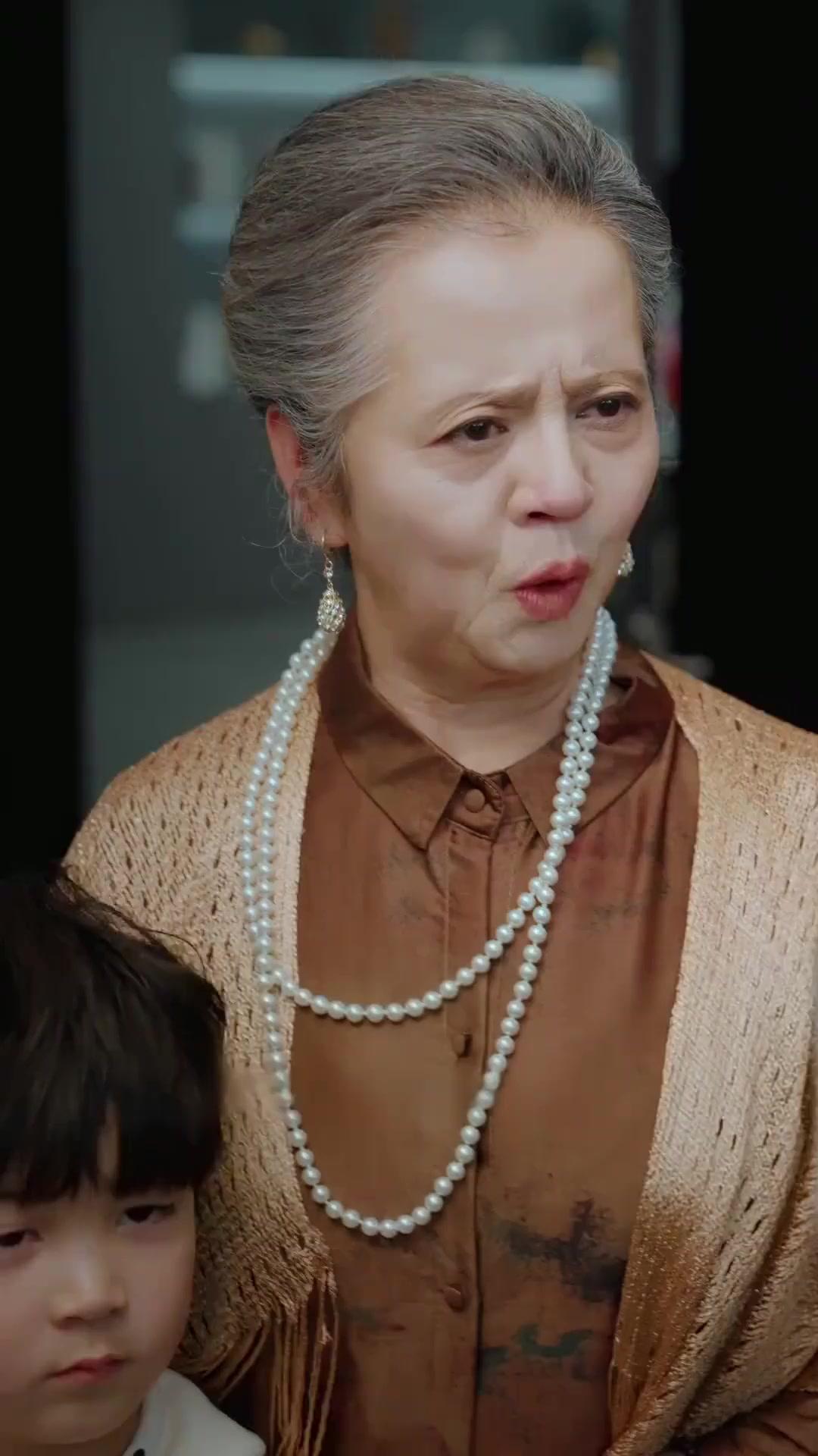 隠されたママの正体～天才子供が暴く真実！