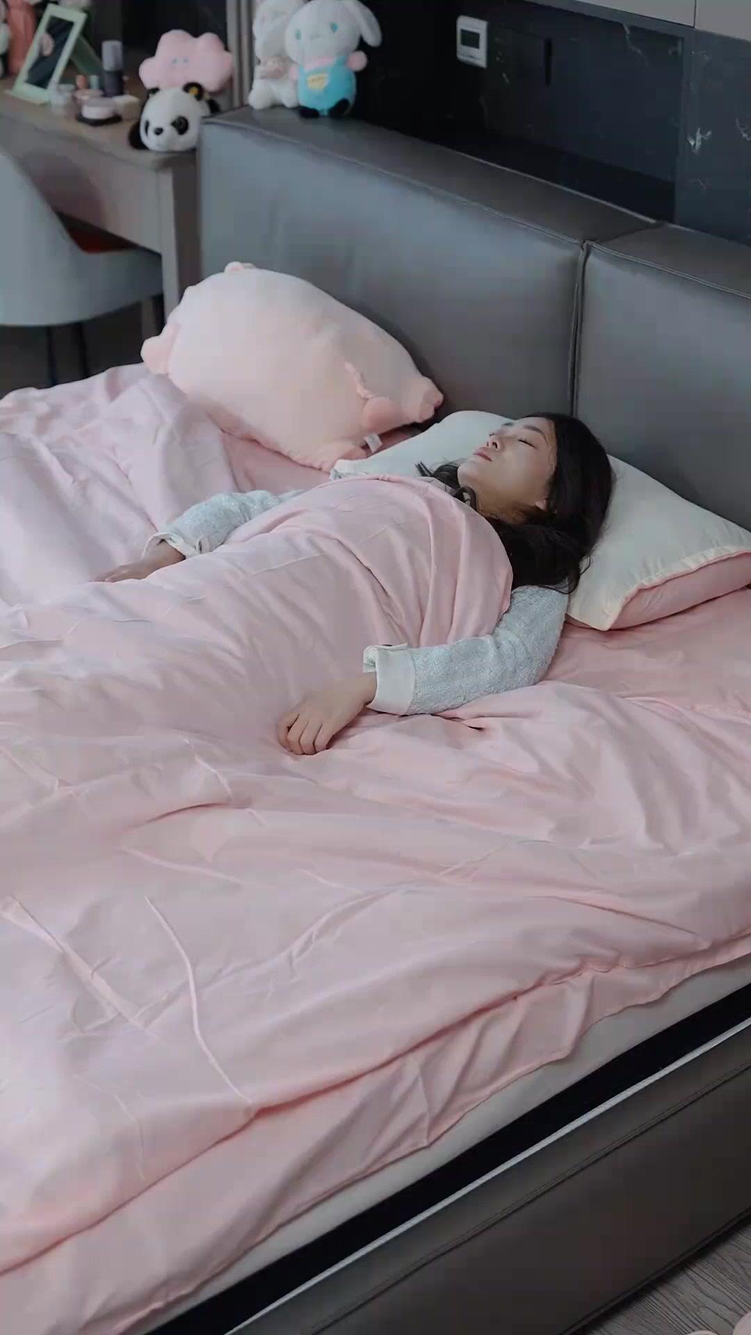 (Dubbed) Broken Bonds