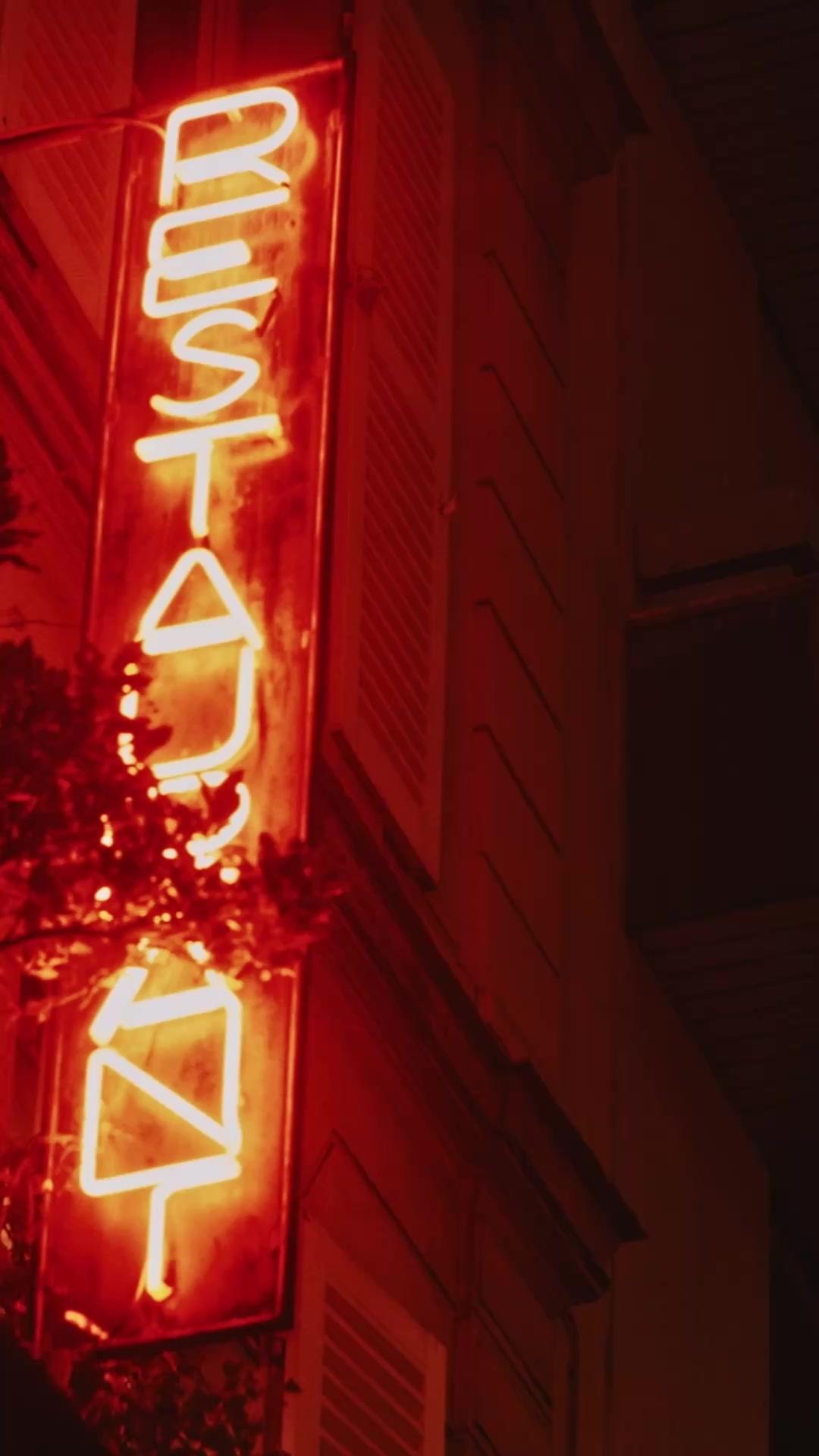 Meu Marido, Meu Cliente