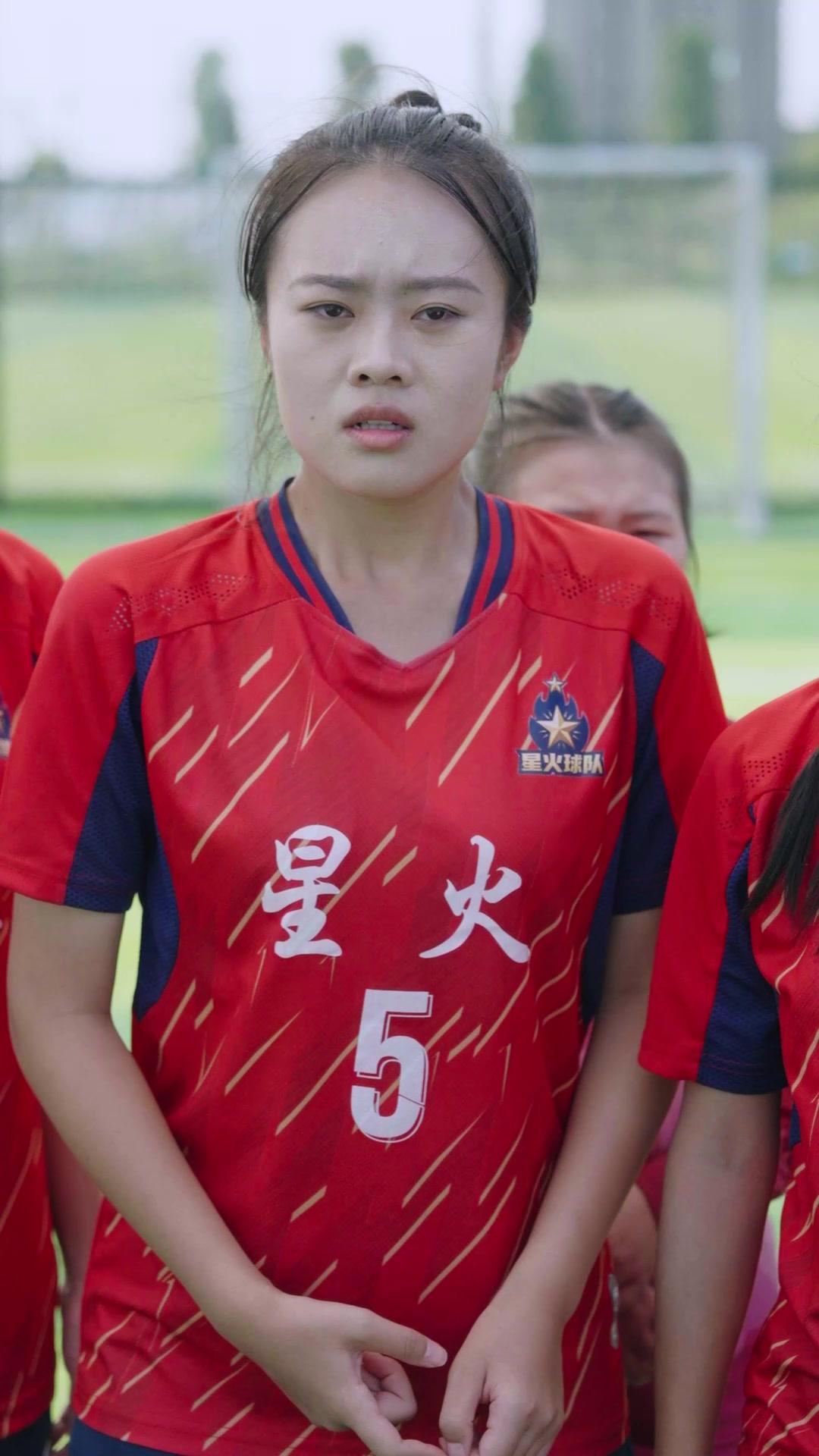 Wanita Juga Bisa Bola