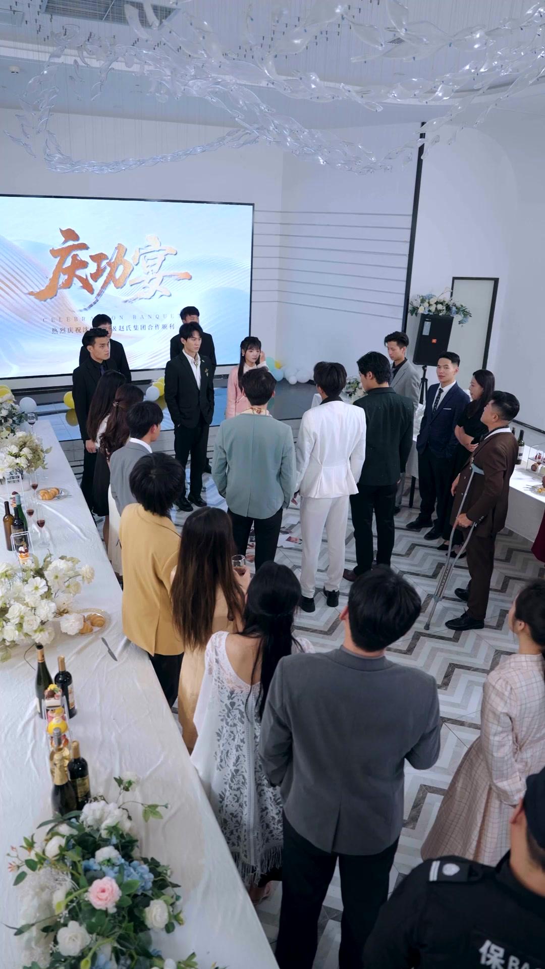 Hell Kitty Lashing Out