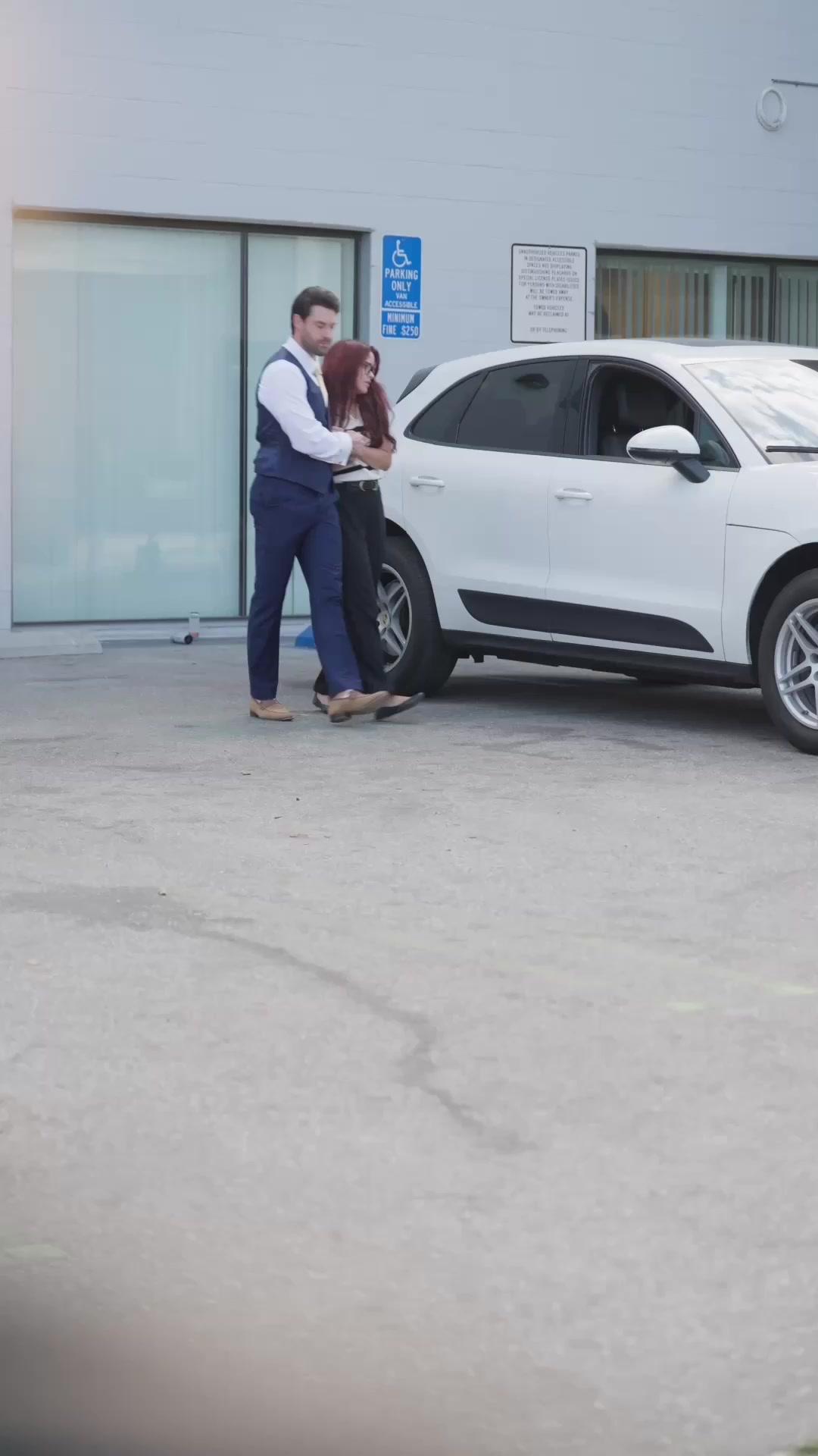 Milyarder Sugar Daddy'im Beni Şımarttı