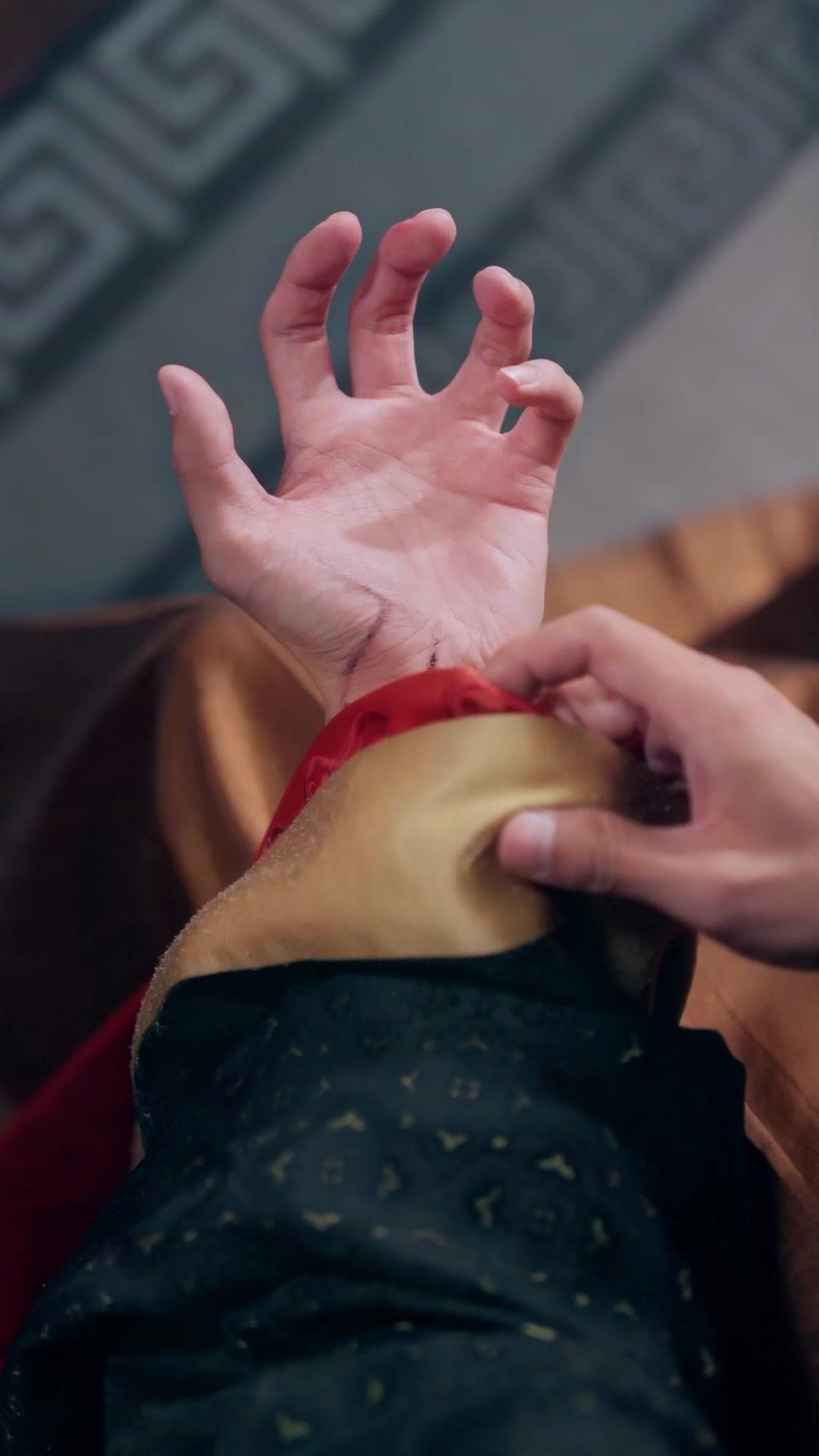 La emperatriz se rebela