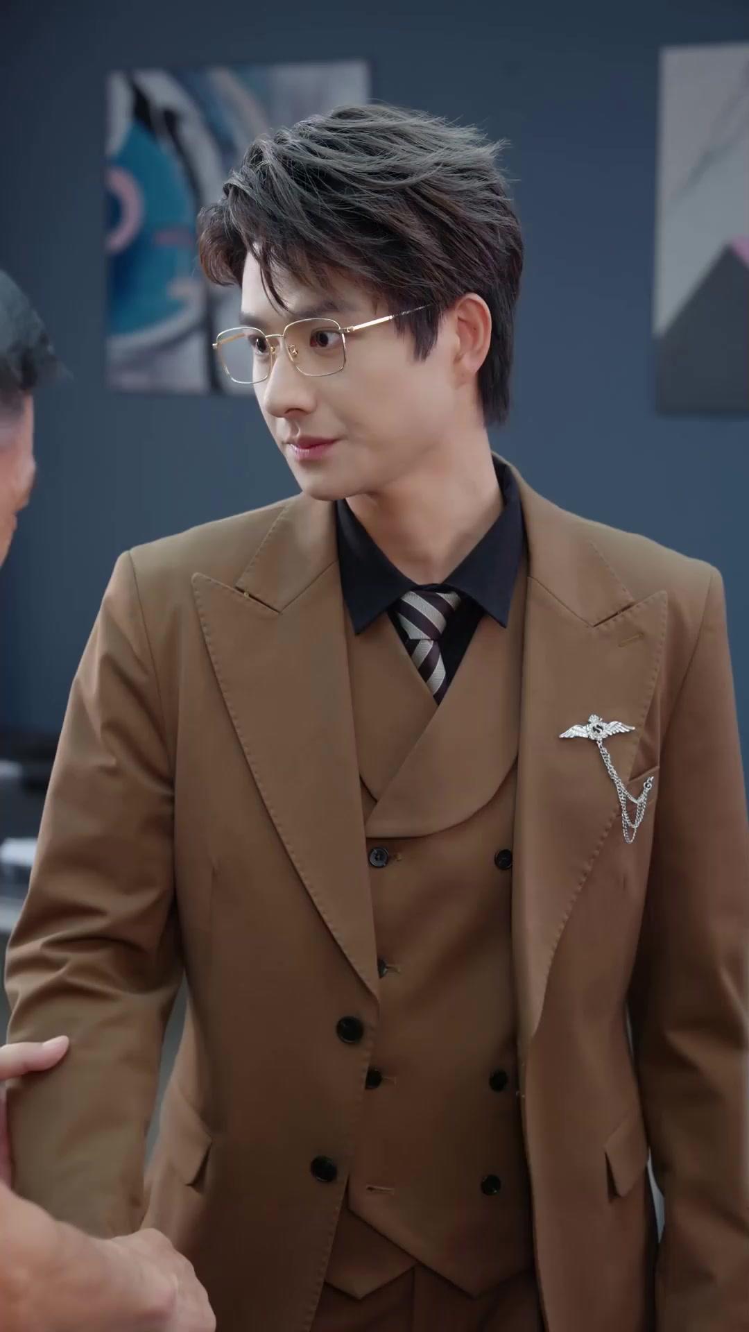 Bos, Jangan Cerai Dulu!