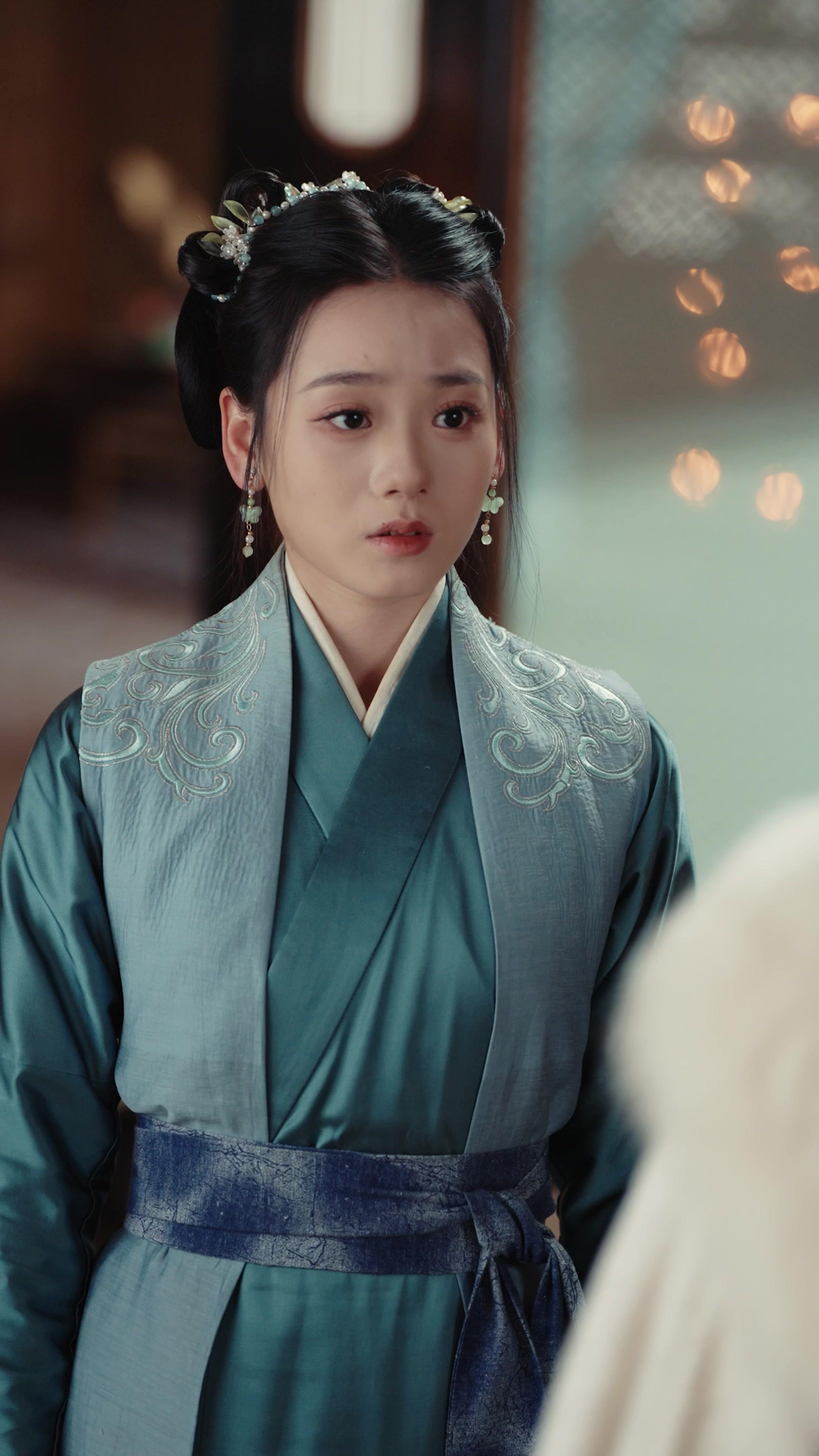 Cinta Kerajaan Yang Rumit