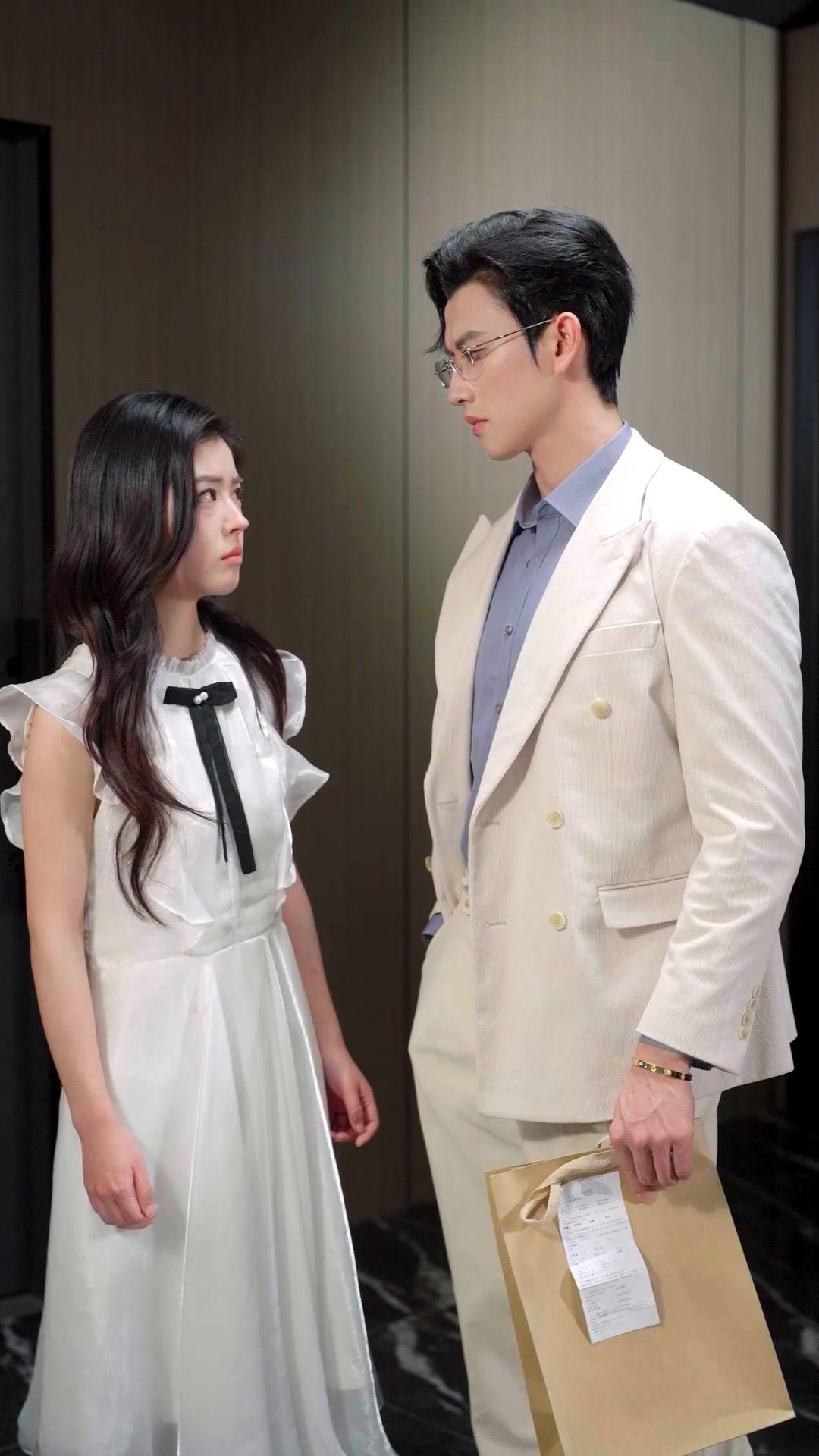 Mantan Suamiku Ternyata CEO