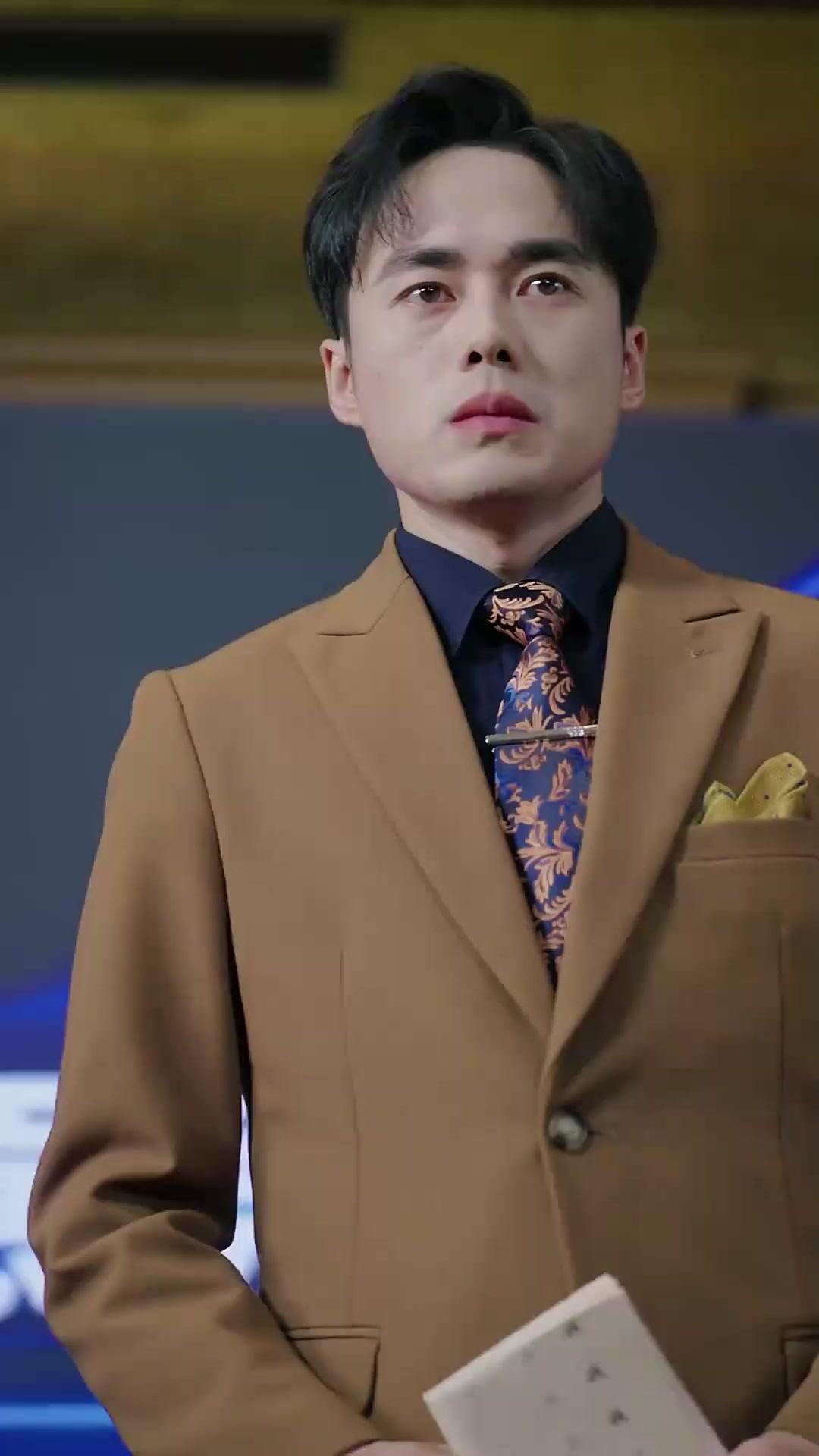 (Doblado) ¡Mi abuela es una niña!