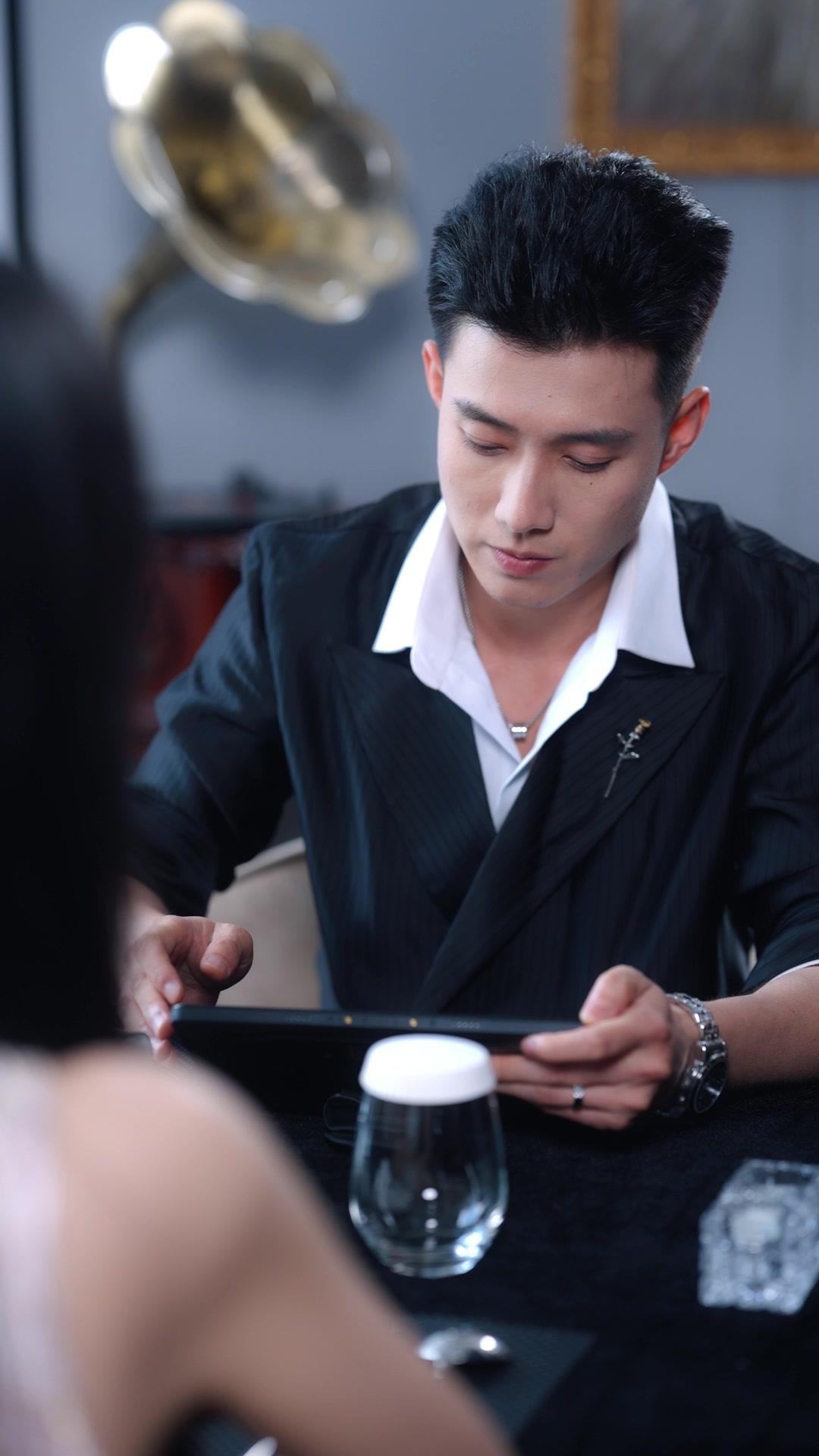 Bunga Berduri di Ruang Sidang