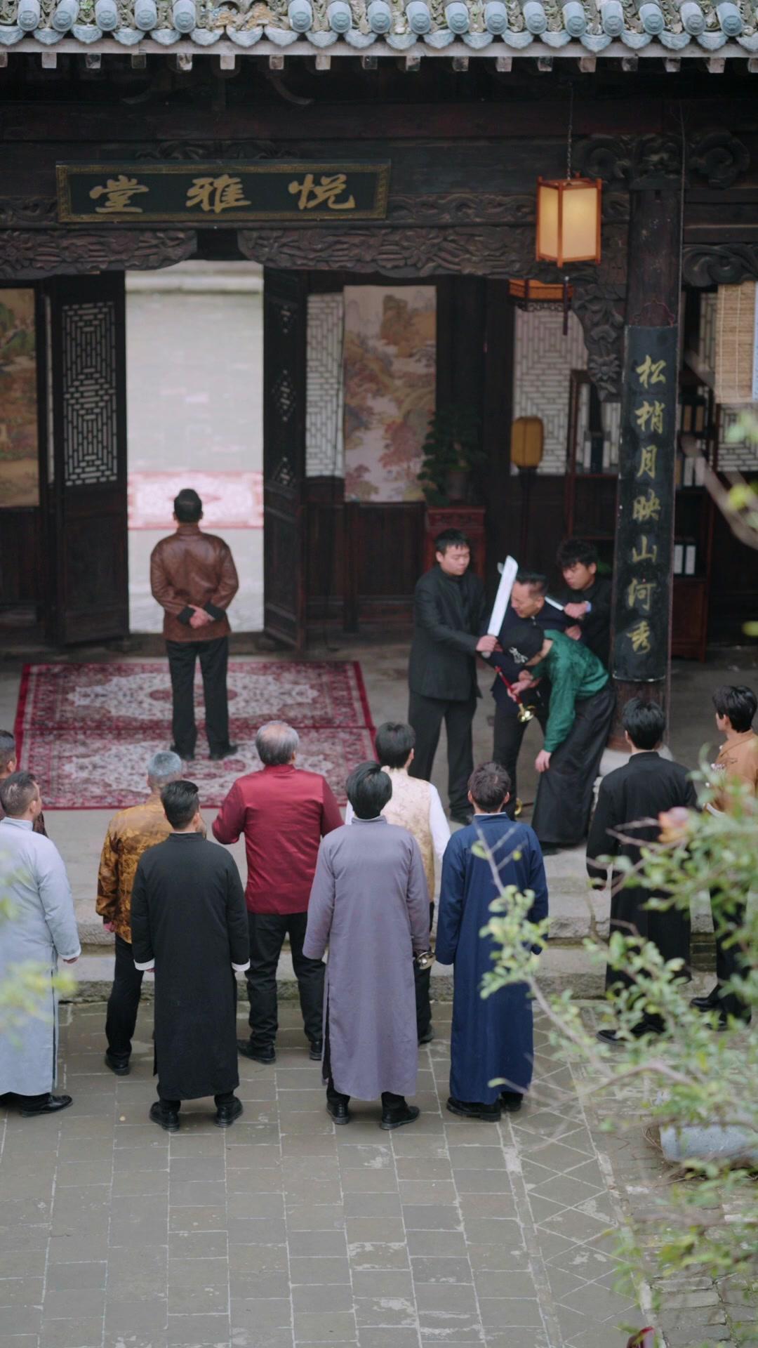 สุ้มเสียงในรอยแผล