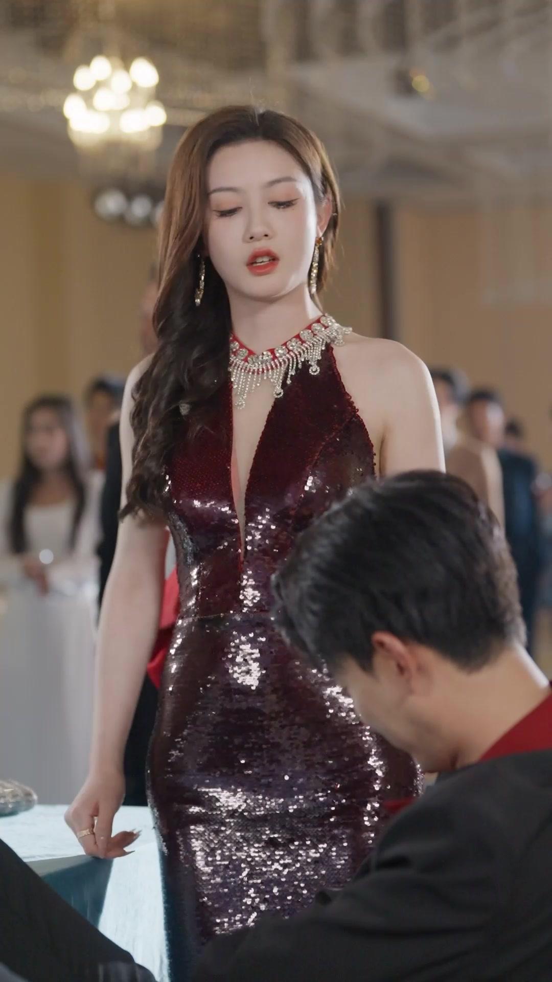 DRAGON CACHÉ DES AFFAIRES