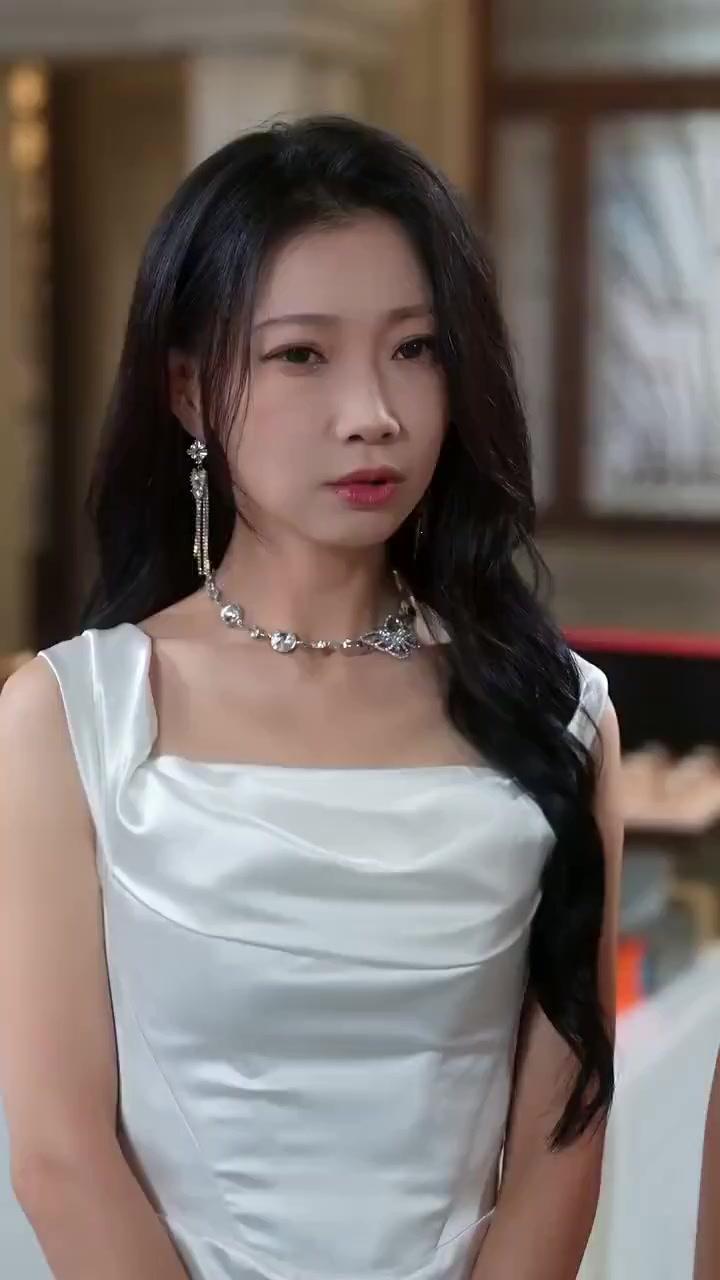 偽物令嬢になった私を兄たちが守りすぎる