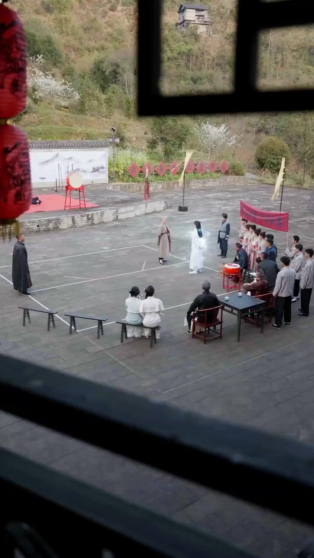 (Dubbed) A God in a Fool’s Flesh