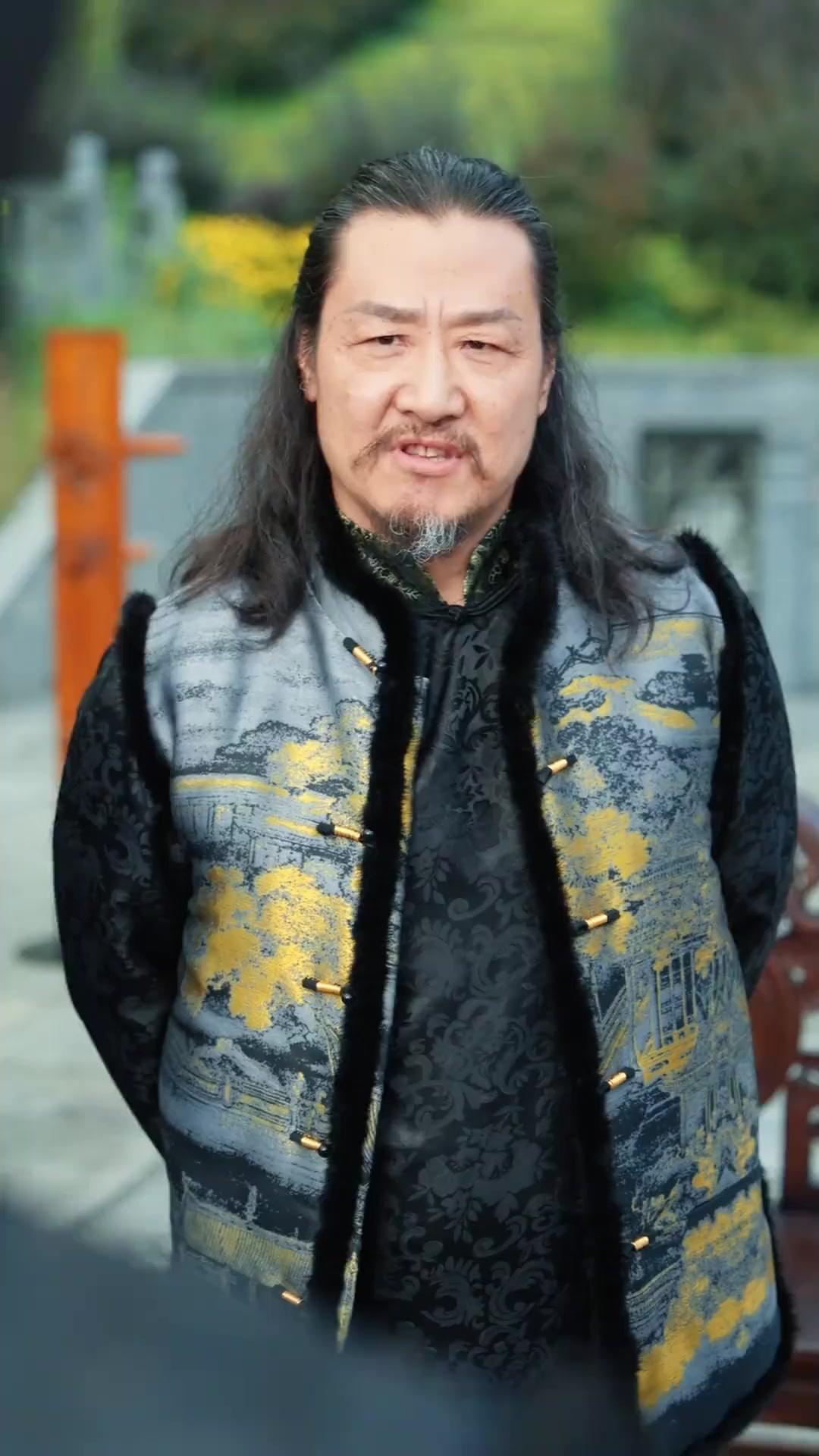 Bangkitlah, Wahai Ayahku Pendekar!