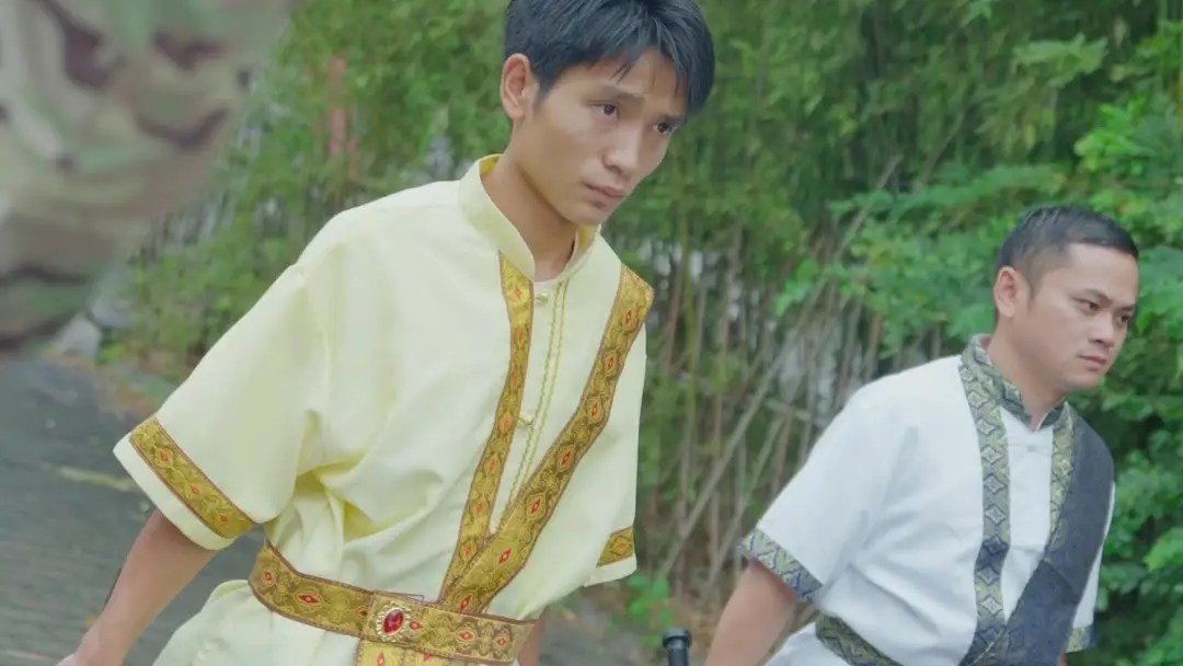 From Fool to Full Power: When the Suit Outshines the Sword