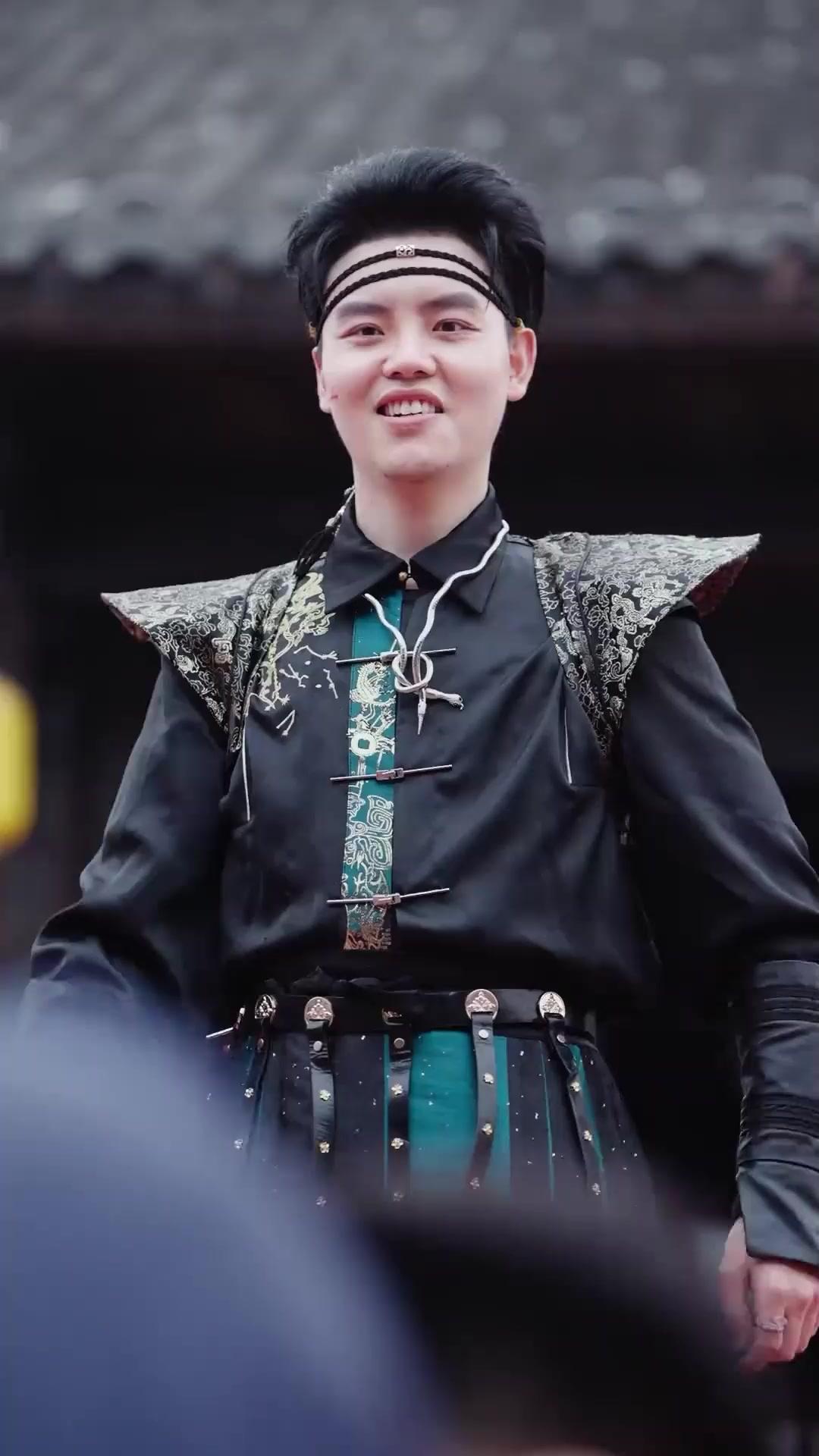 （مدبلج）سلاح يغير العالم