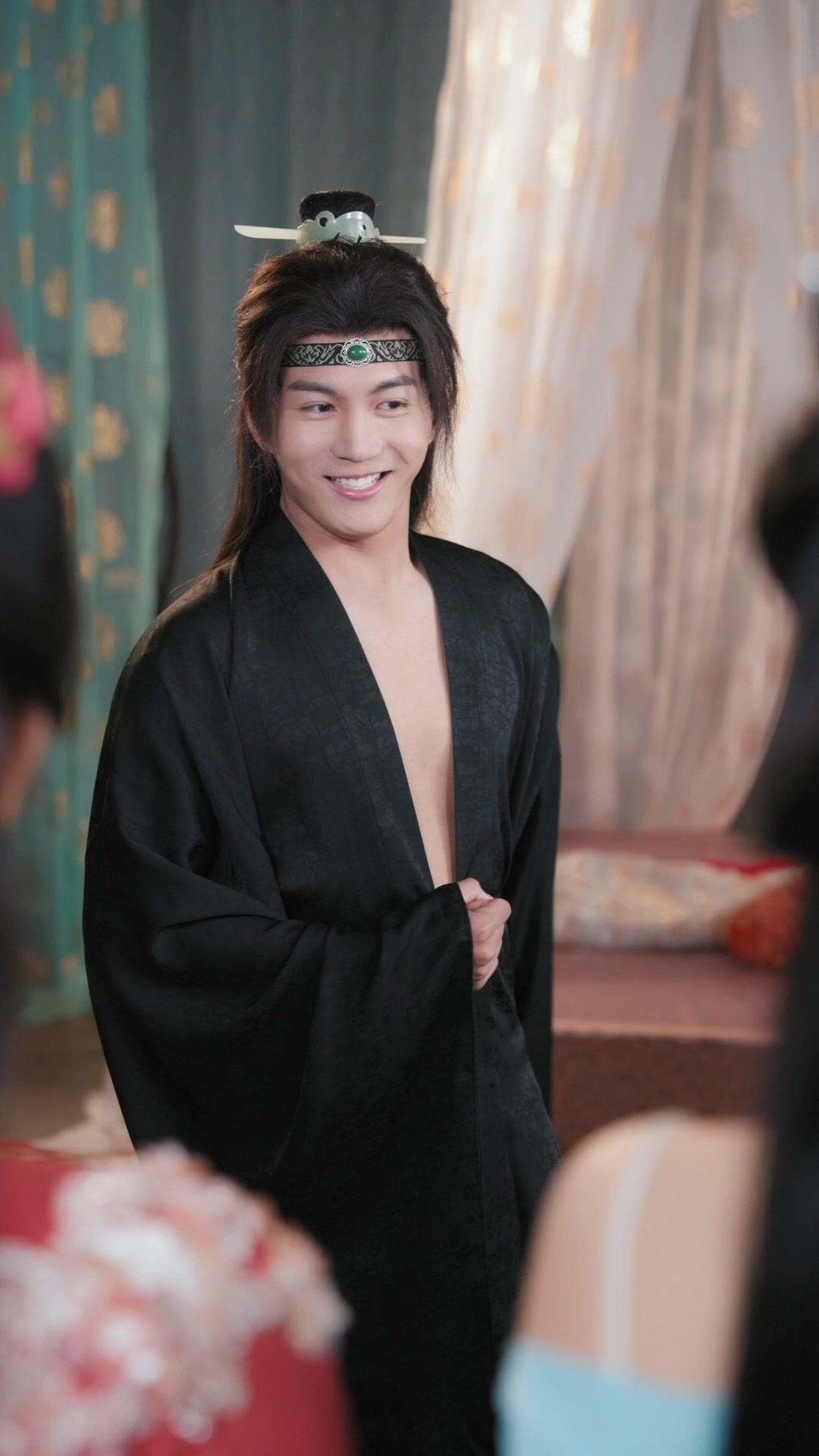 OMG! I Flips a Female Empire?