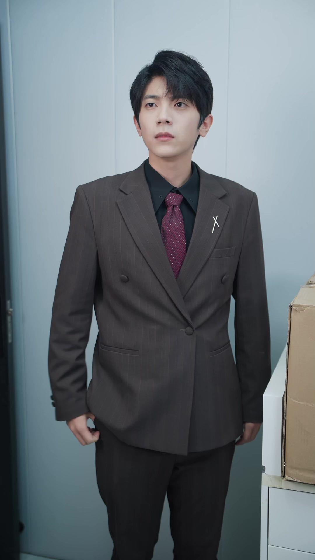 Suami Satpamku Itu Miliarder