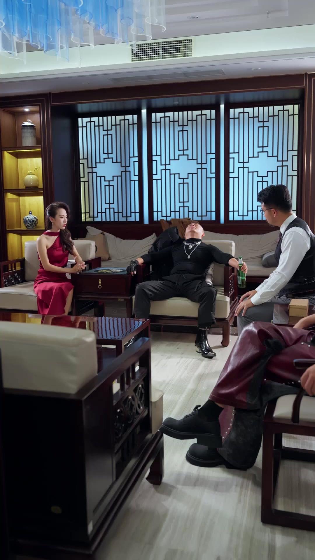 DIEU DU BILLARD : RETOUR DU MASQUE