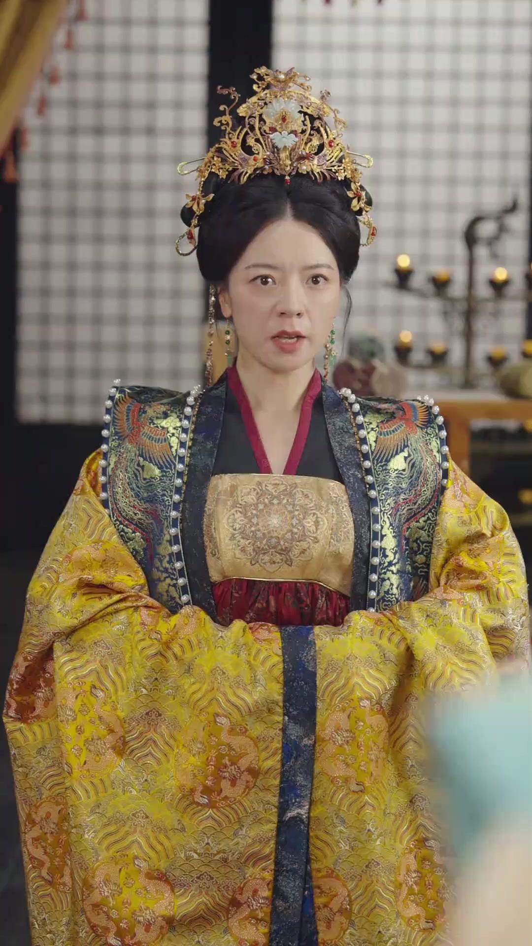 (Doblado)Princesa, compórtese