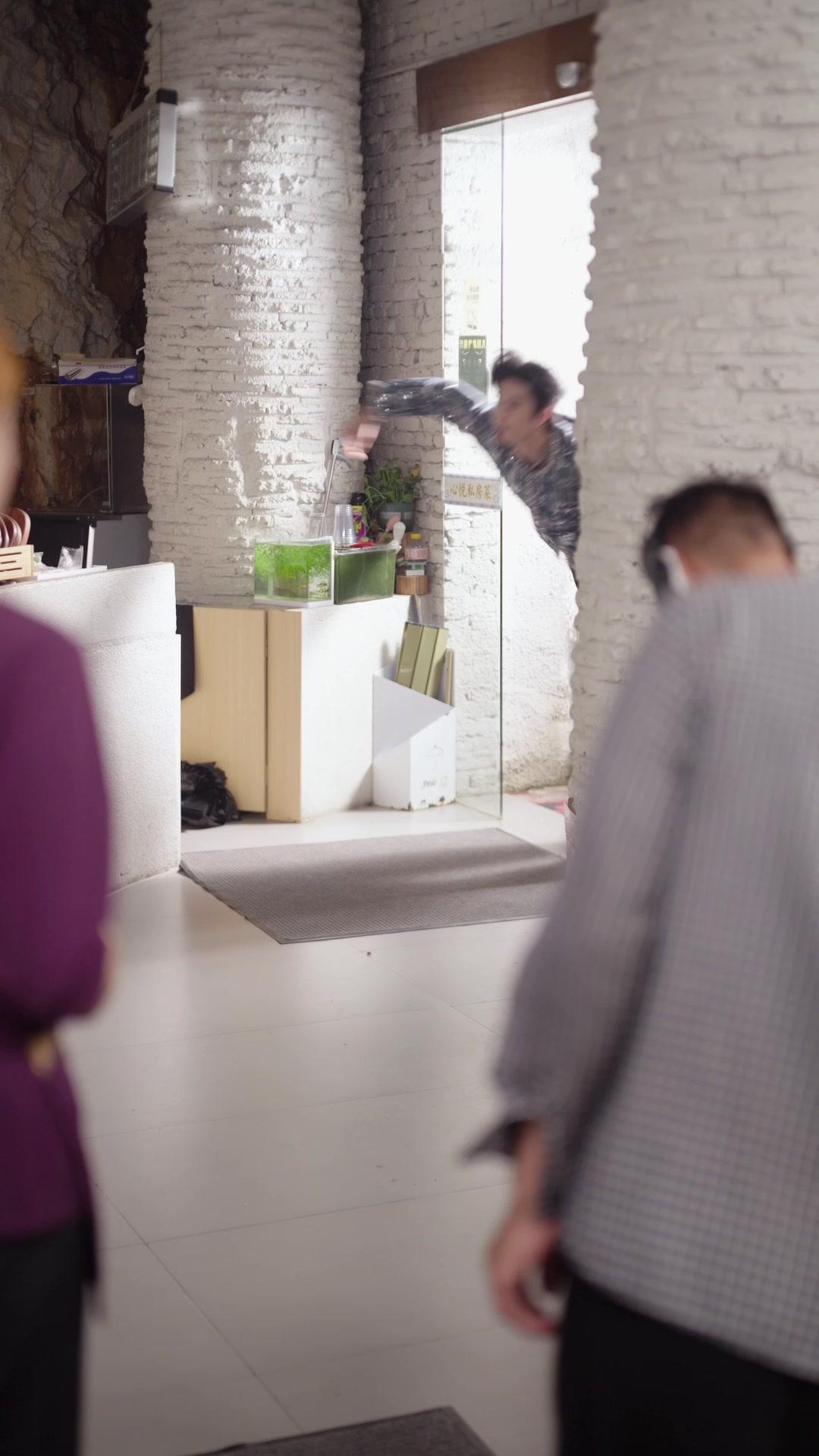 POUR MA SŒUR, TOUT QUITTER