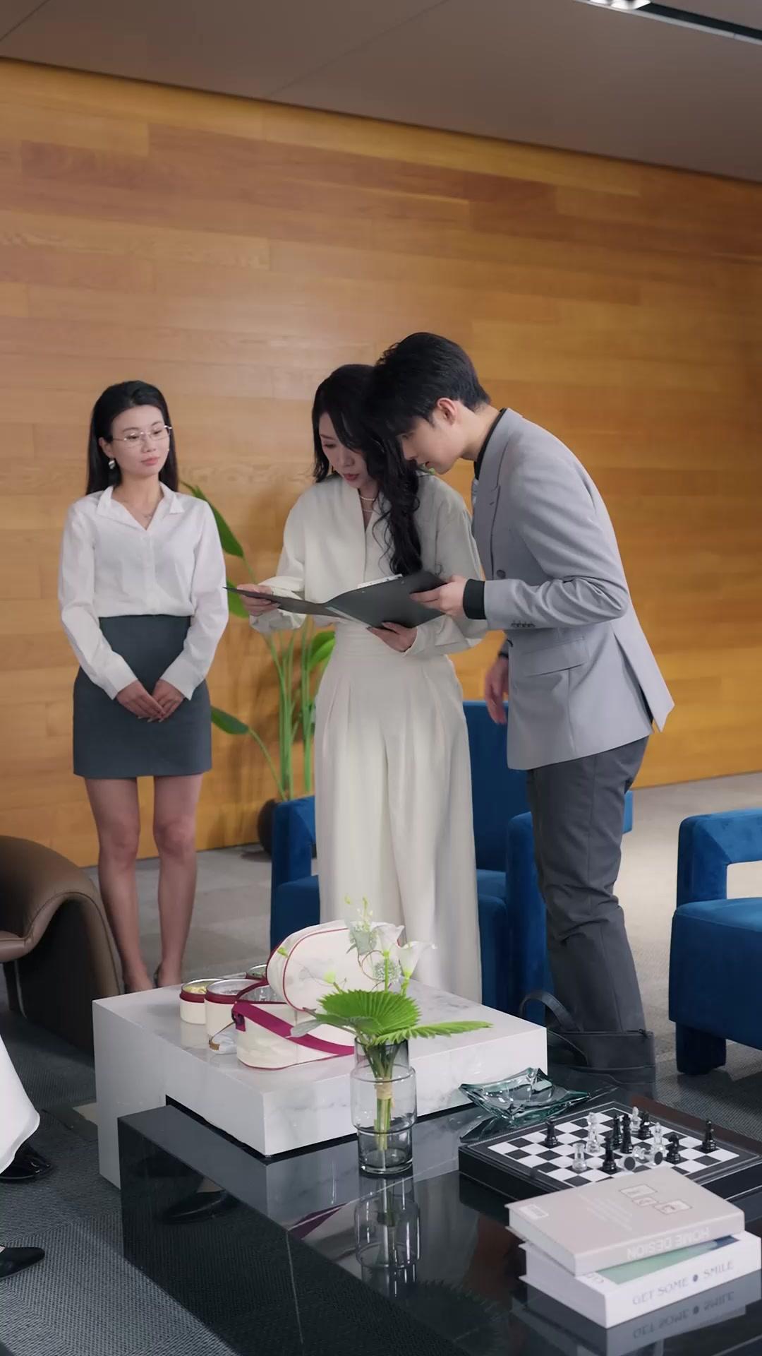 The CEO’s Revenge: Betrayed at the Wedding