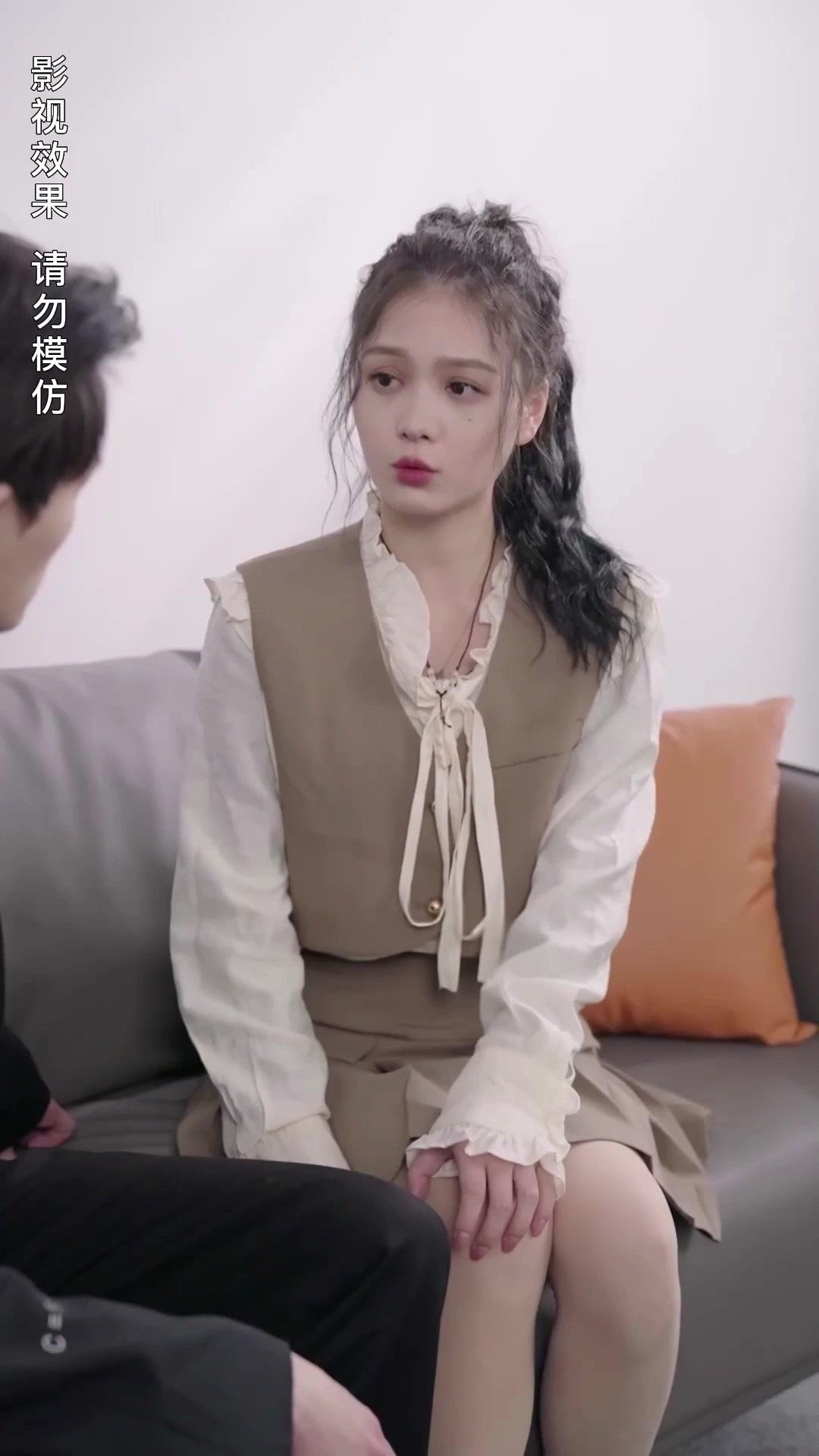 LA CHUTE ET LA COURONNE