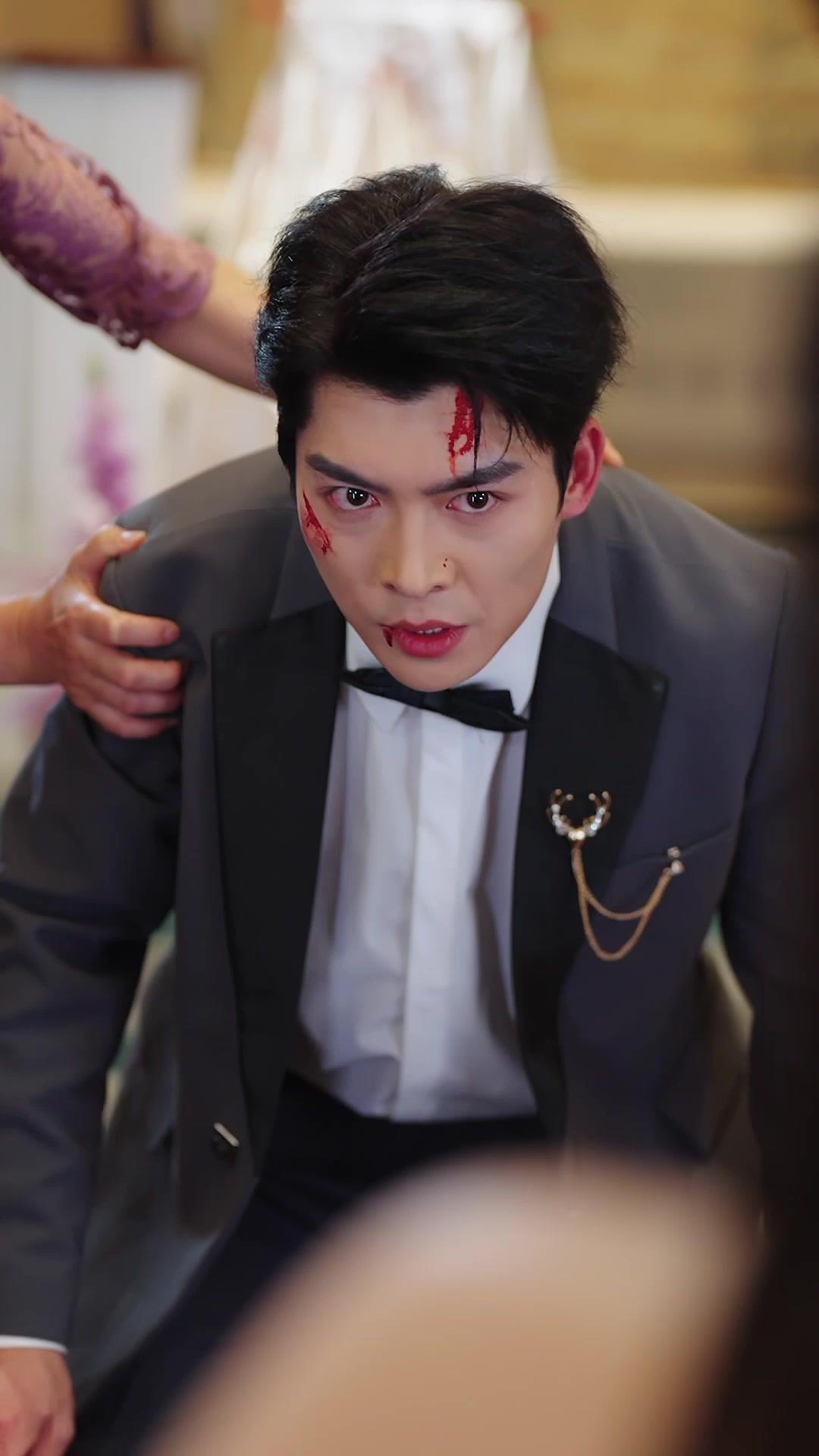 Bullied Me? My Dead CEO Ex Is Back!