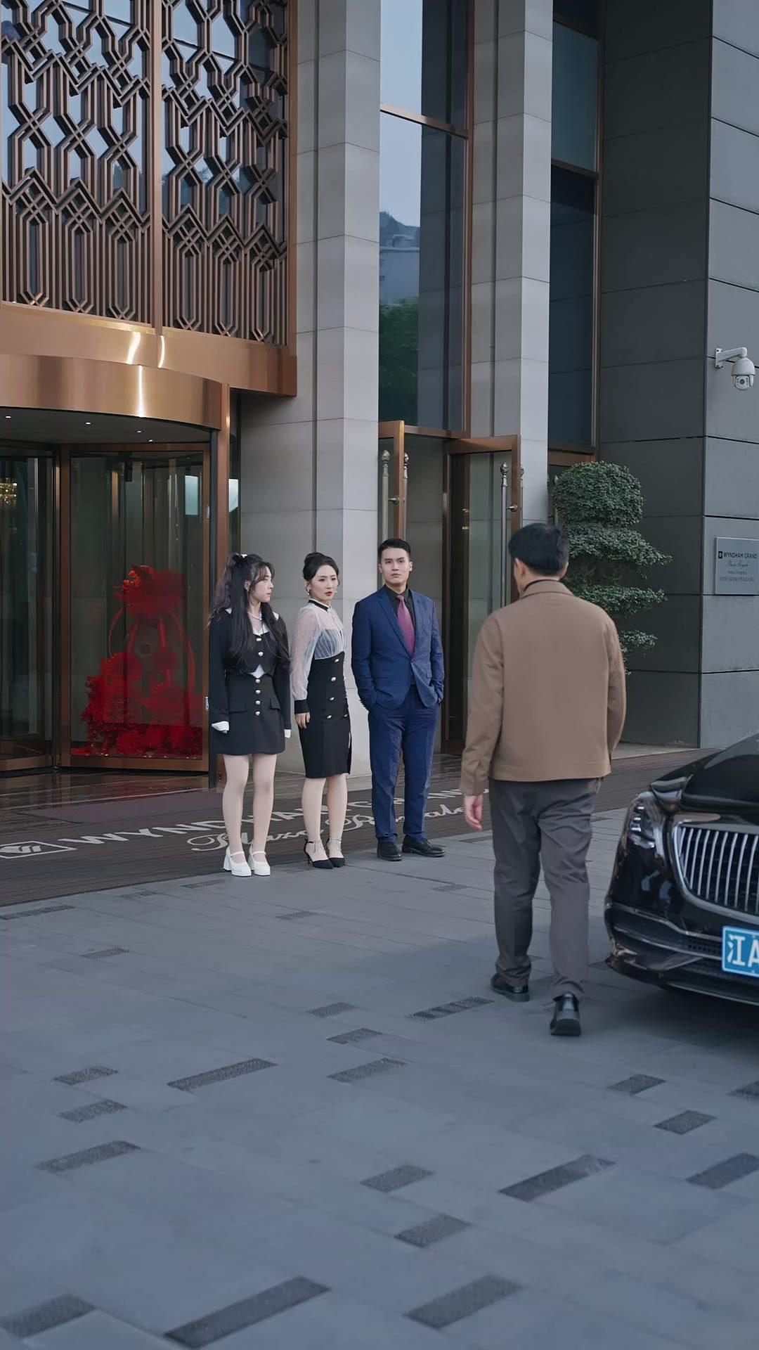 金錢的盡頭，是他們的下場