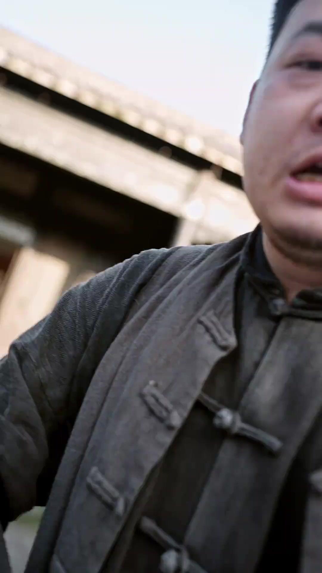 Tiểu Hổ Xuống Núi