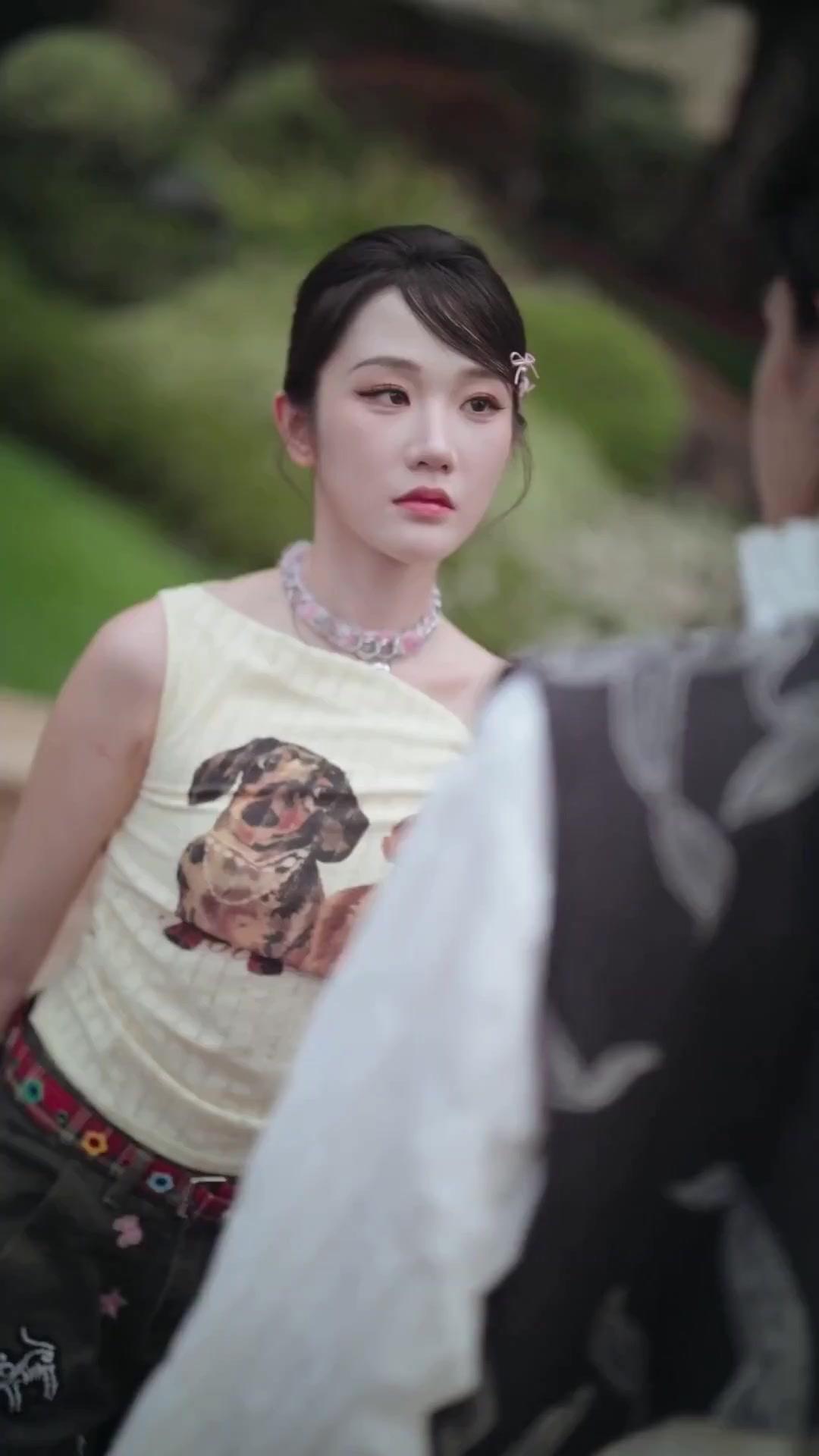 (吹き替え) シナリオ変えて超人気者～私は小説に残ります！～