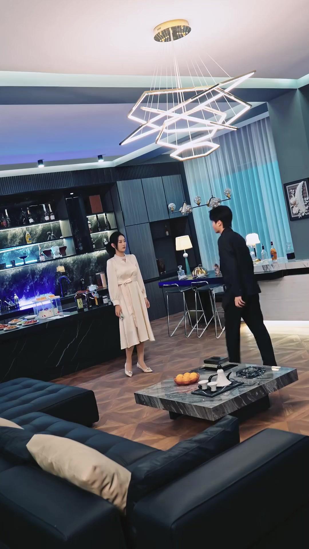 Ódio e Amor: O Retorno da Herdeira