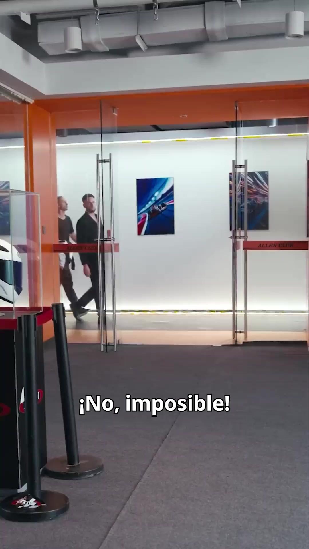 (Doblado) El dios de la velocida