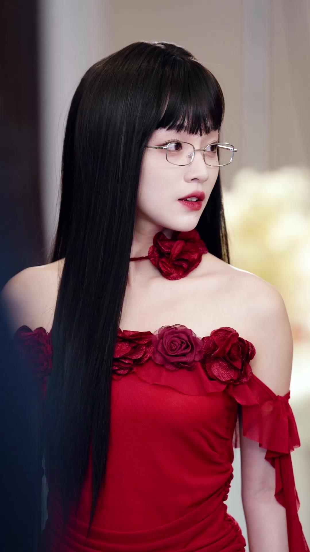 Don't Mess With the Genius Heiress