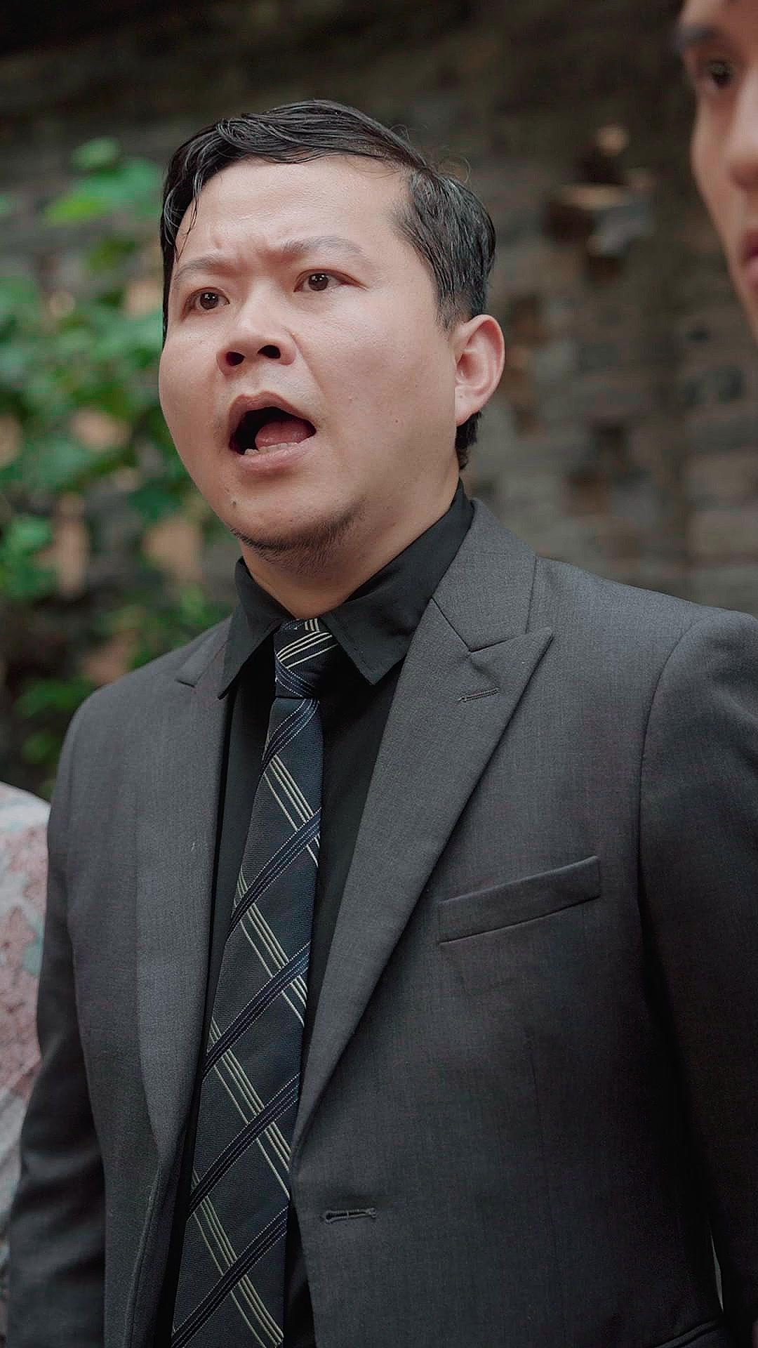 Cahaya di balik gelap