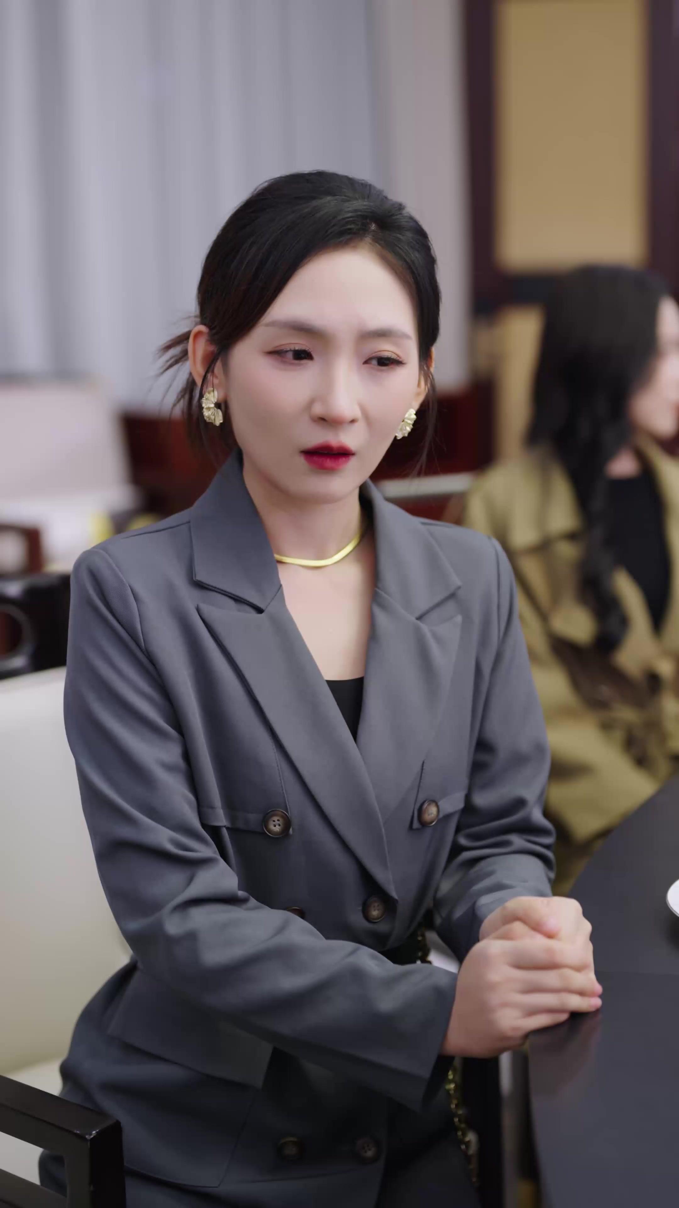 Hạnh Phúc Trao Em 