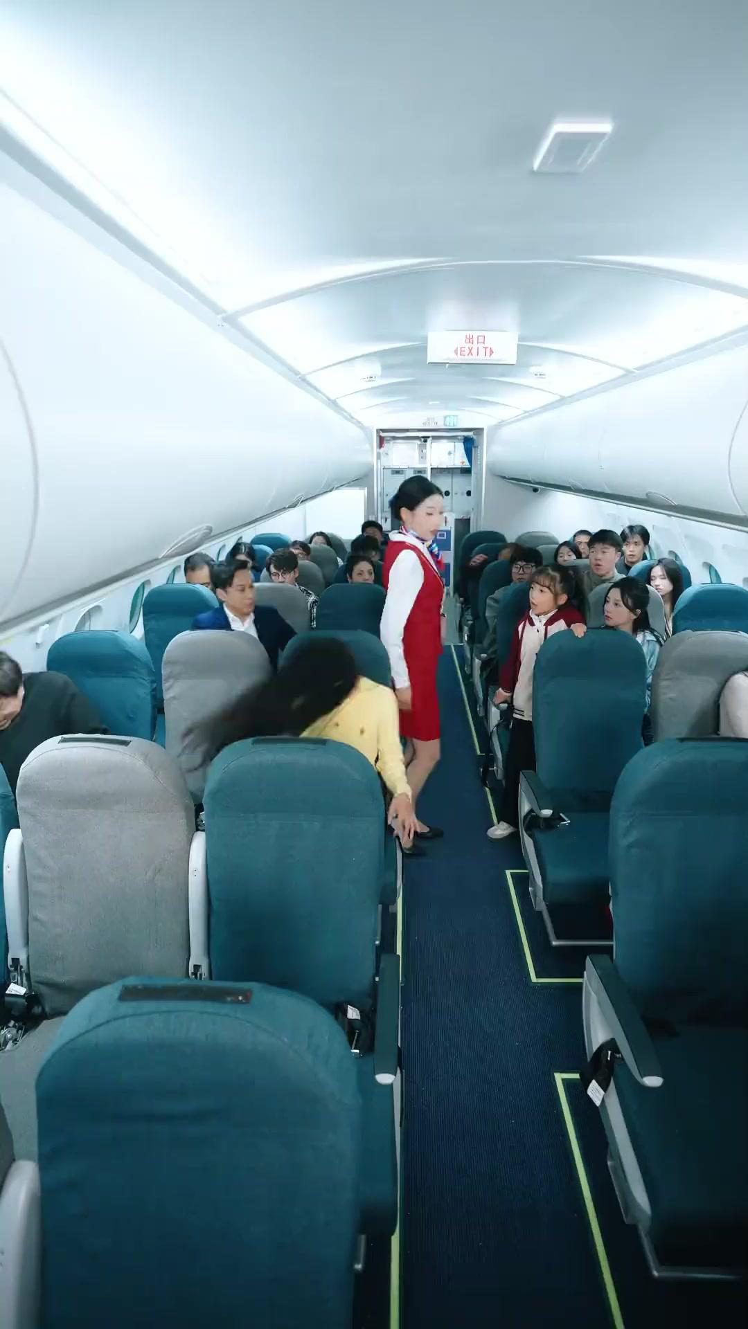 Reborn at 9: I Saved the Plane! 