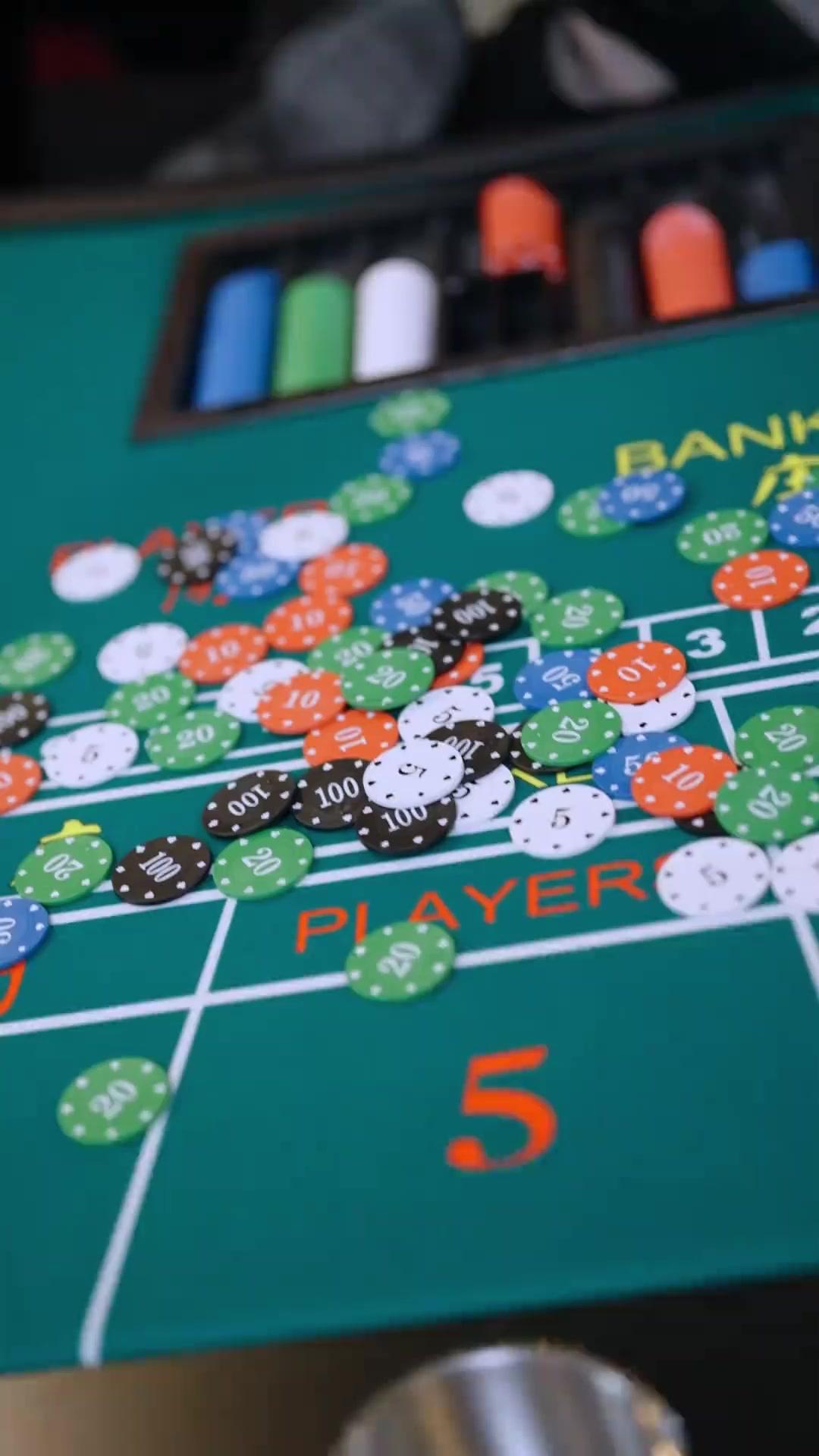 LE FROID APRÈS LA LUMIÈRE